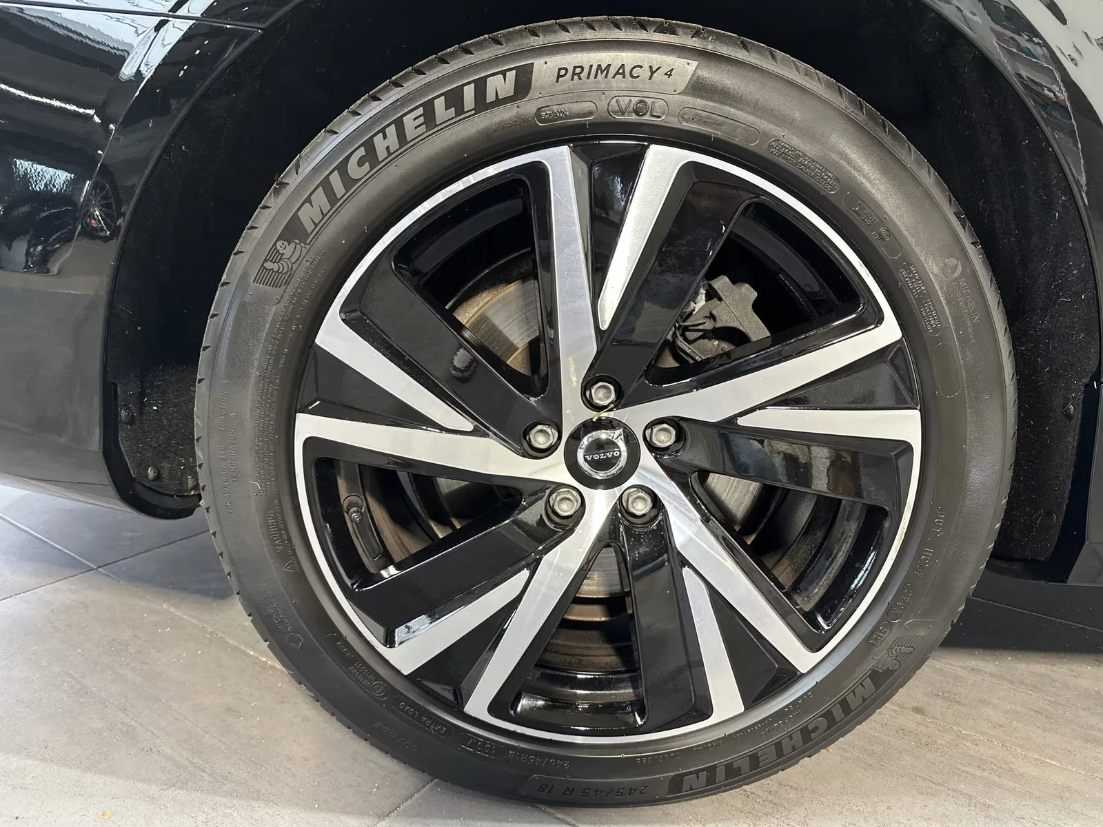 Volvo V90 T6/241HP/4X4/R-DESIGN/NAVI/HUD/CAM/H&K/874v - изображение 5