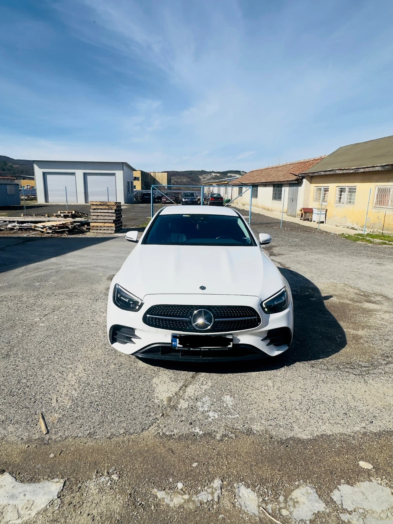 Mercedes-Benz E 220  50 хил, КМ - AMG pack., снимка 7 - Автомобили и джипове - 53883651