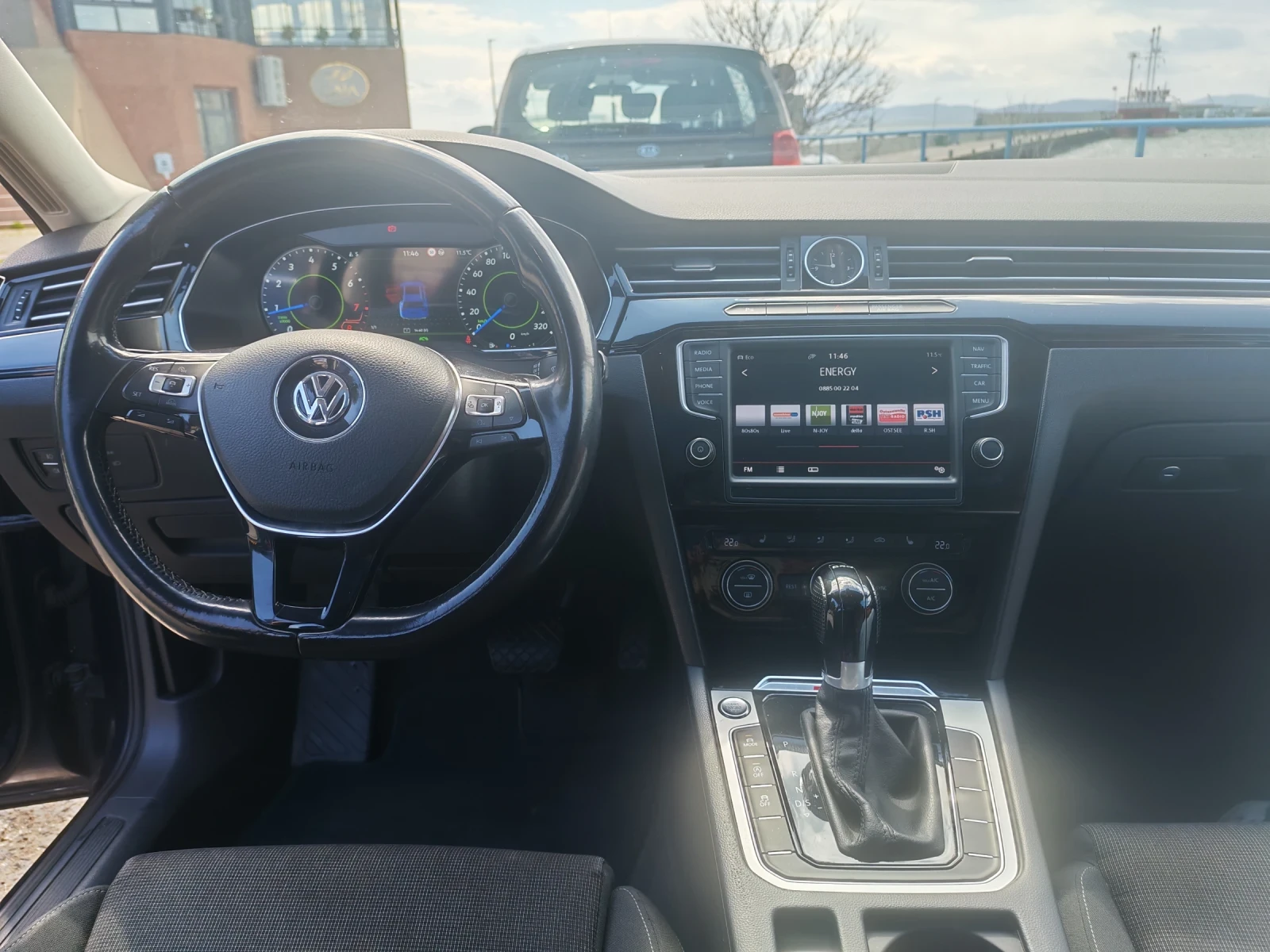 VW Passat Passat B8, 4Motion, 239ps, снимка 13 - Автомобили и джипове - 54140944