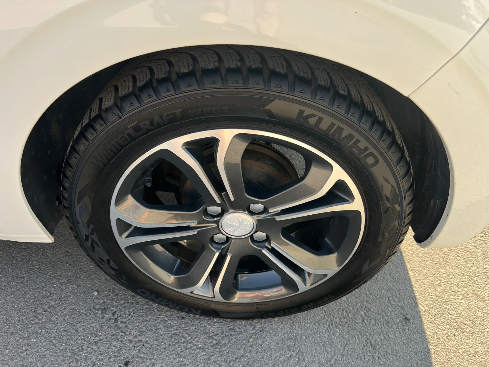 Peugeot 208 ГАЗ/LPG, снимка 12 - Автомобили и джипове - 54508862