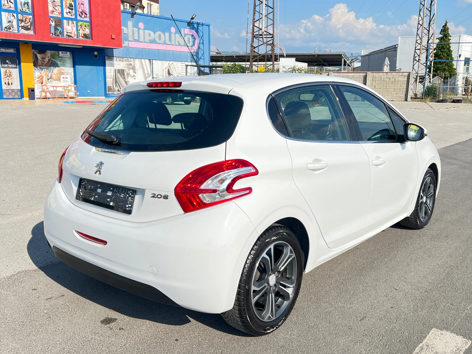 Peugeot 208 ГАЗ/LPG, снимка 3 - Автомобили и джипове - 54508862