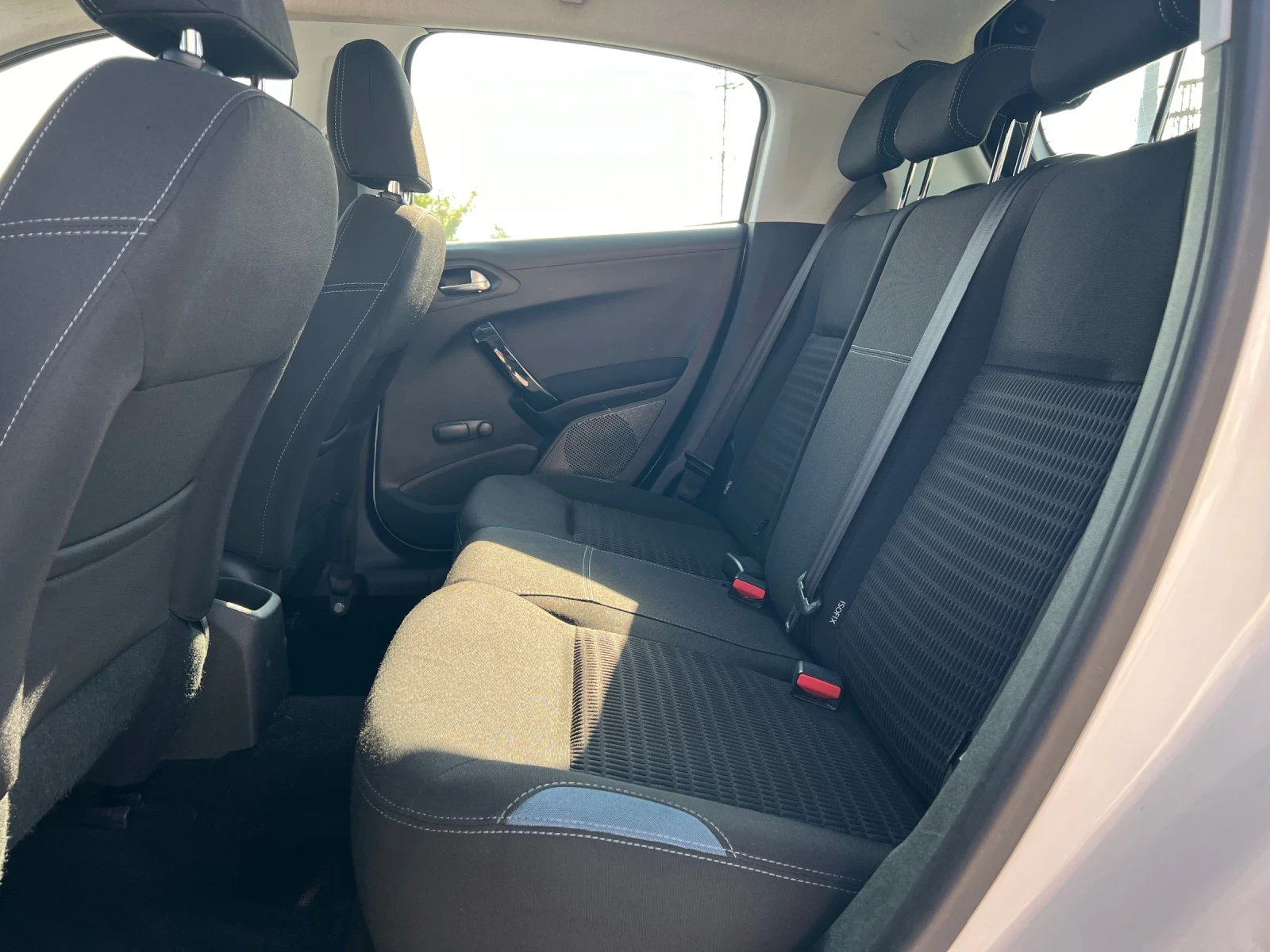 Peugeot 208 ГАЗ/LPG, снимка 16 - Автомобили и джипове - 54508862