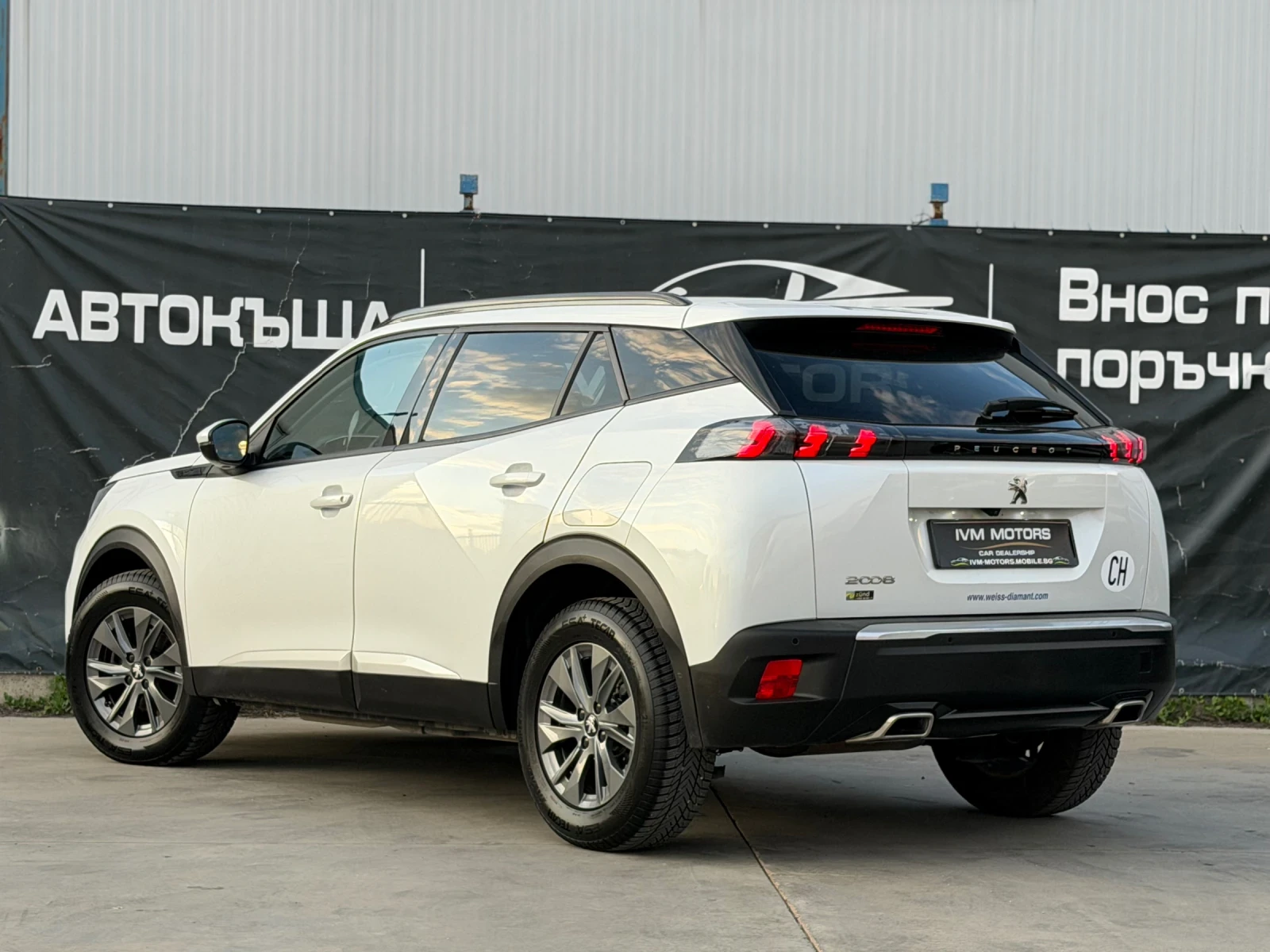 Peugeot 2008 ALLURE* АВТОМАТИК* ШВЕЙЖАРИЯ* , снимка 4 - Автомобили и джипове - 54339317