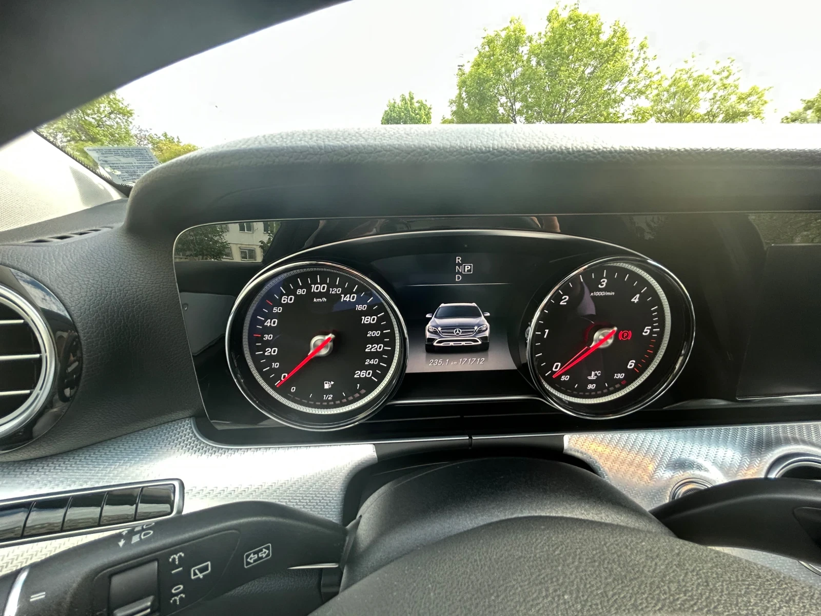 Mercedes-Benz E 220 Е-klass All terrain, снимка 11 - Автомобили и джипове - 54399456
