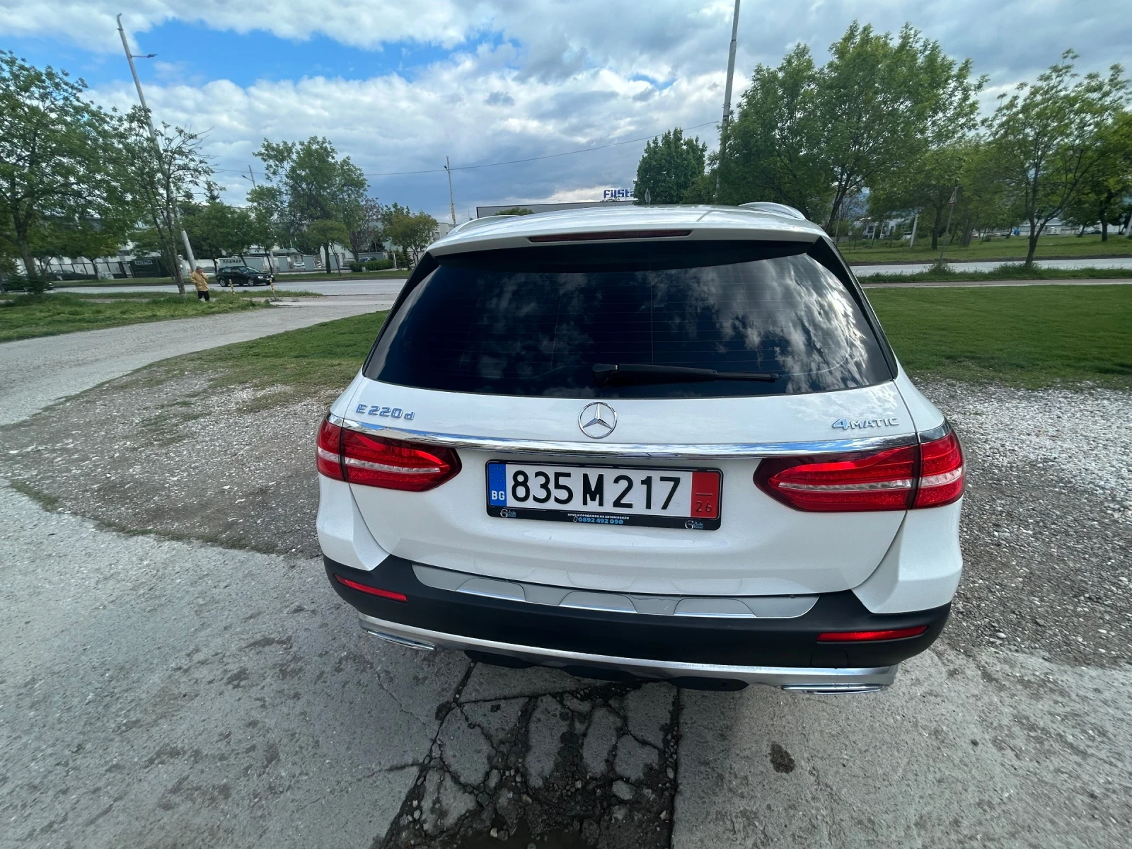 Mercedes-Benz E 220 Е-klass All terrain, снимка 5 - Автомобили и джипове - 54399456