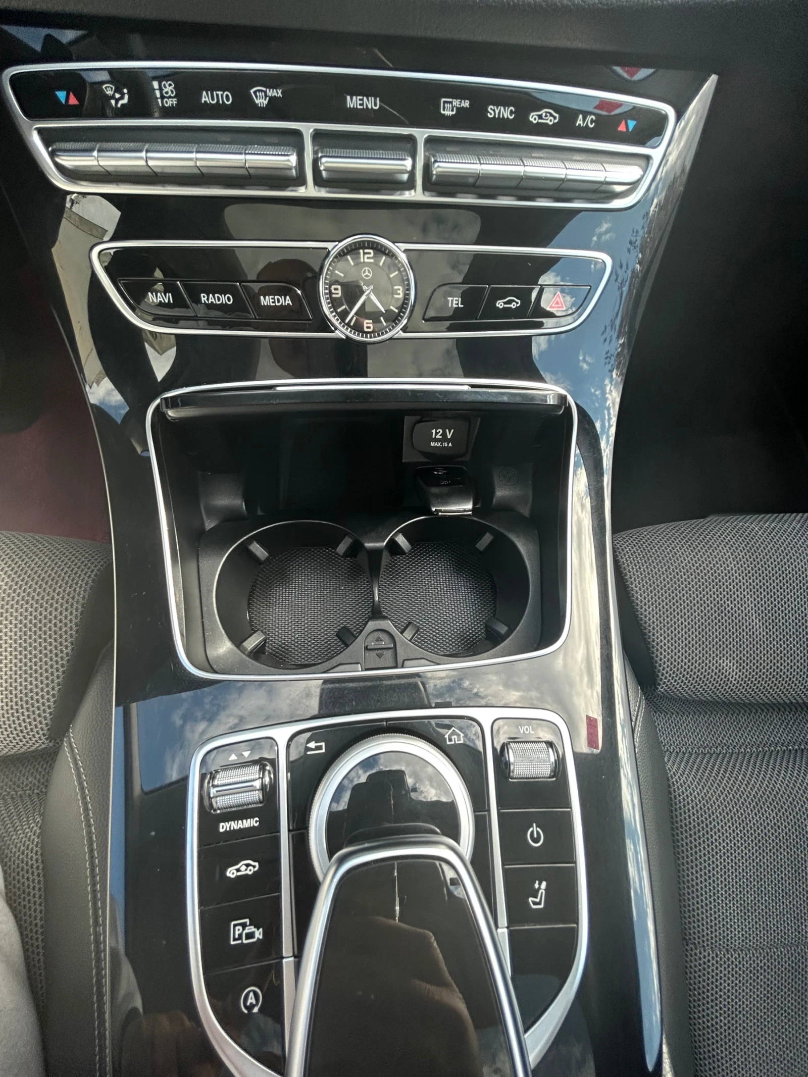 Mercedes-Benz E 220 Е-klass All terrain, снимка 12 - Автомобили и джипове - 54399456
