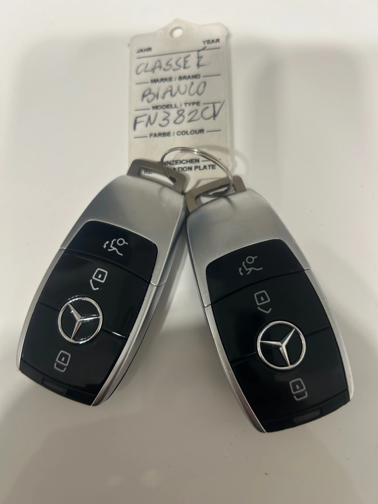 Mercedes-Benz E 220 Е-klass All terrain, снимка 9 - Автомобили и джипове - 54399456