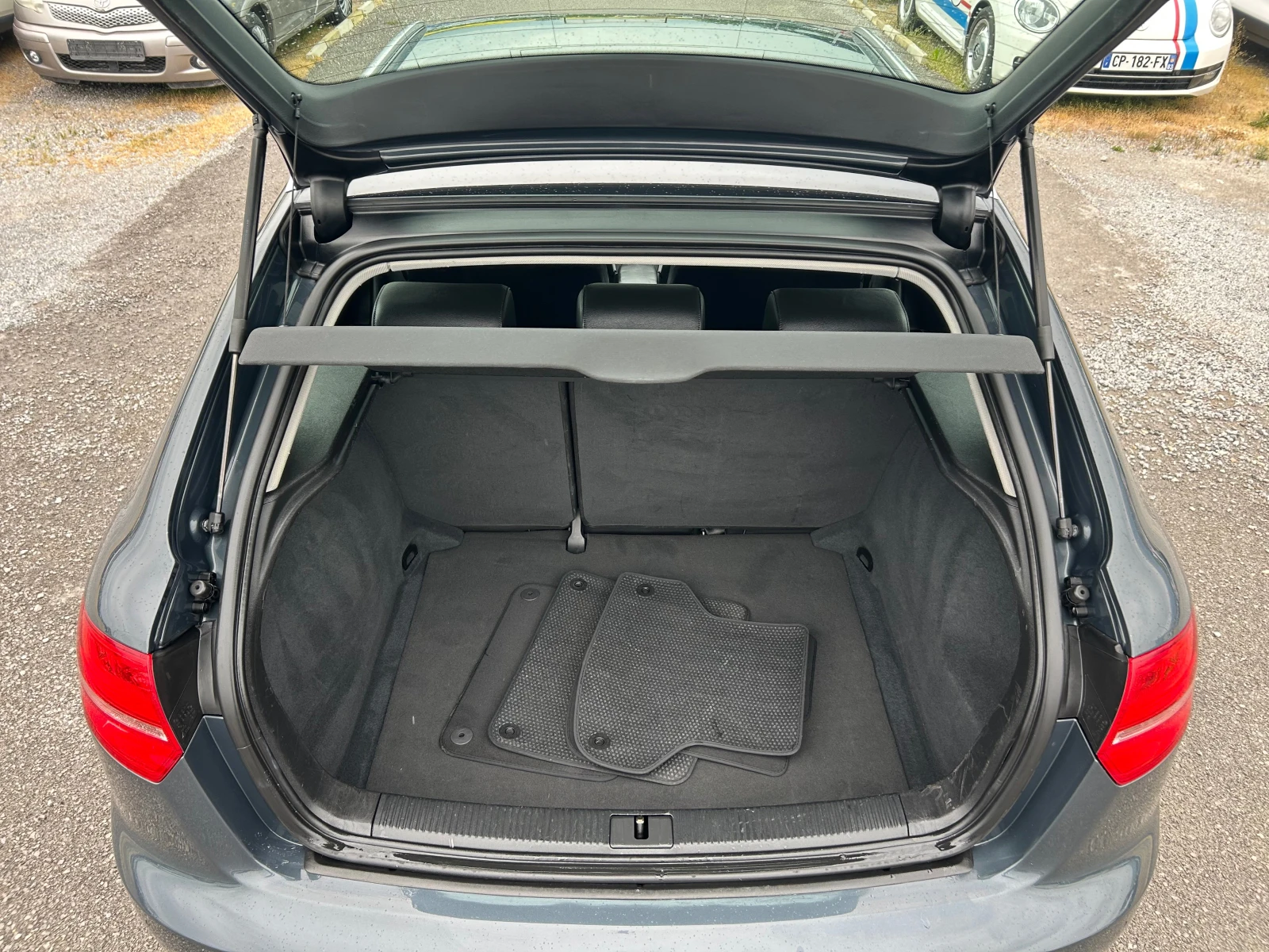 Audi A3 1.6TDI/sportback, снимка 14 - Автомобили и джипове - 54481237