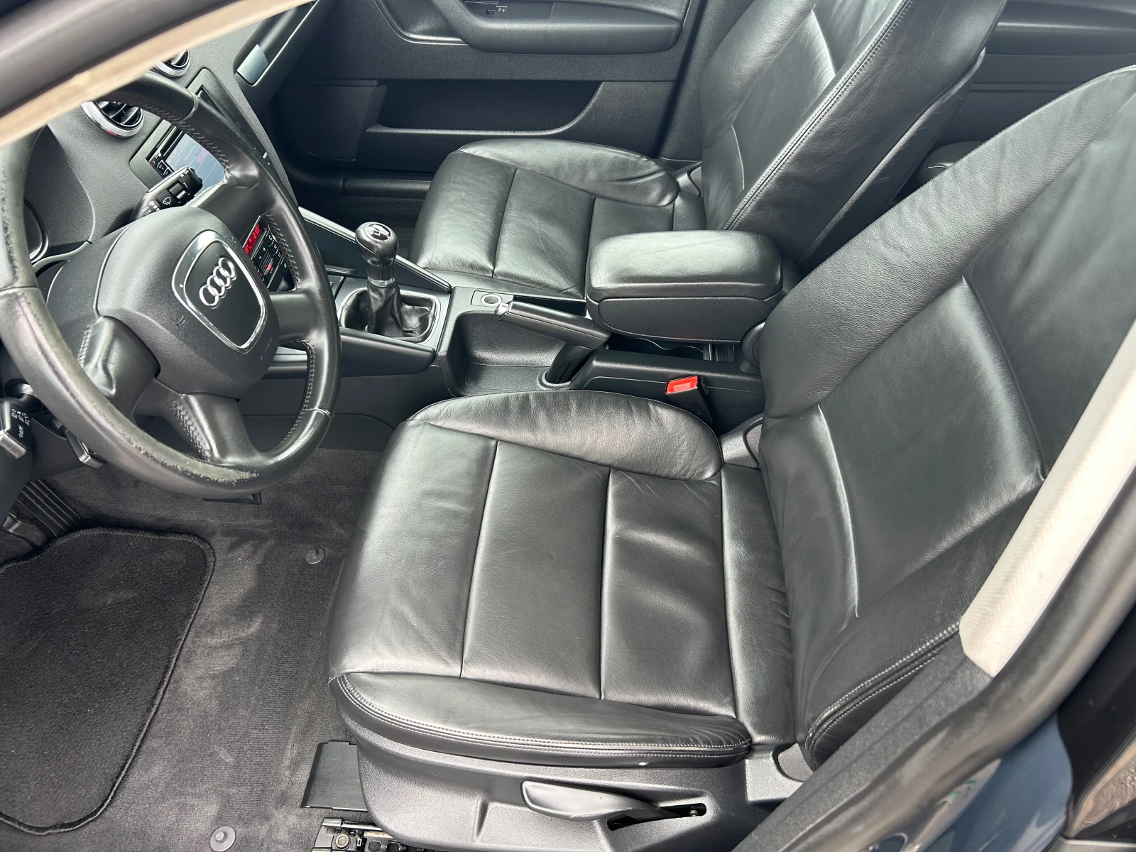 Audi A3 1.6TDI/sportback, снимка 8 - Автомобили и джипове - 54481237