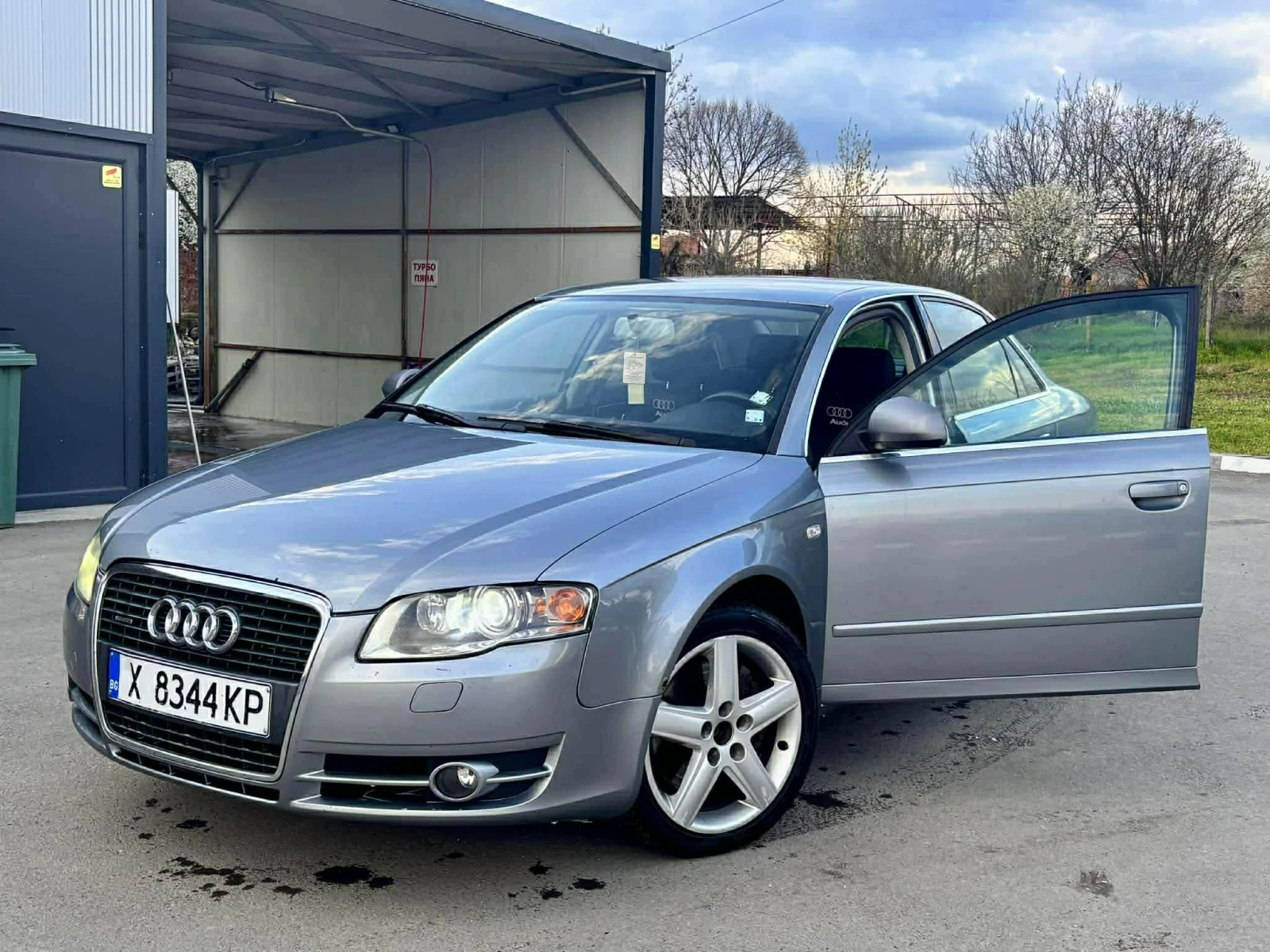Audi A4 quattro