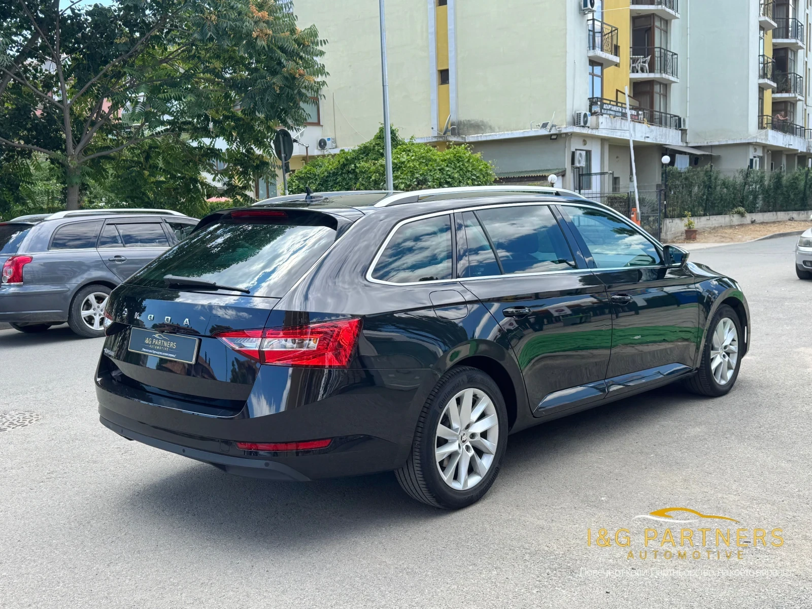 Skoda Superb 2.0 TDI Style ����� �������� ������� | Mobile.bg � ����������� 4