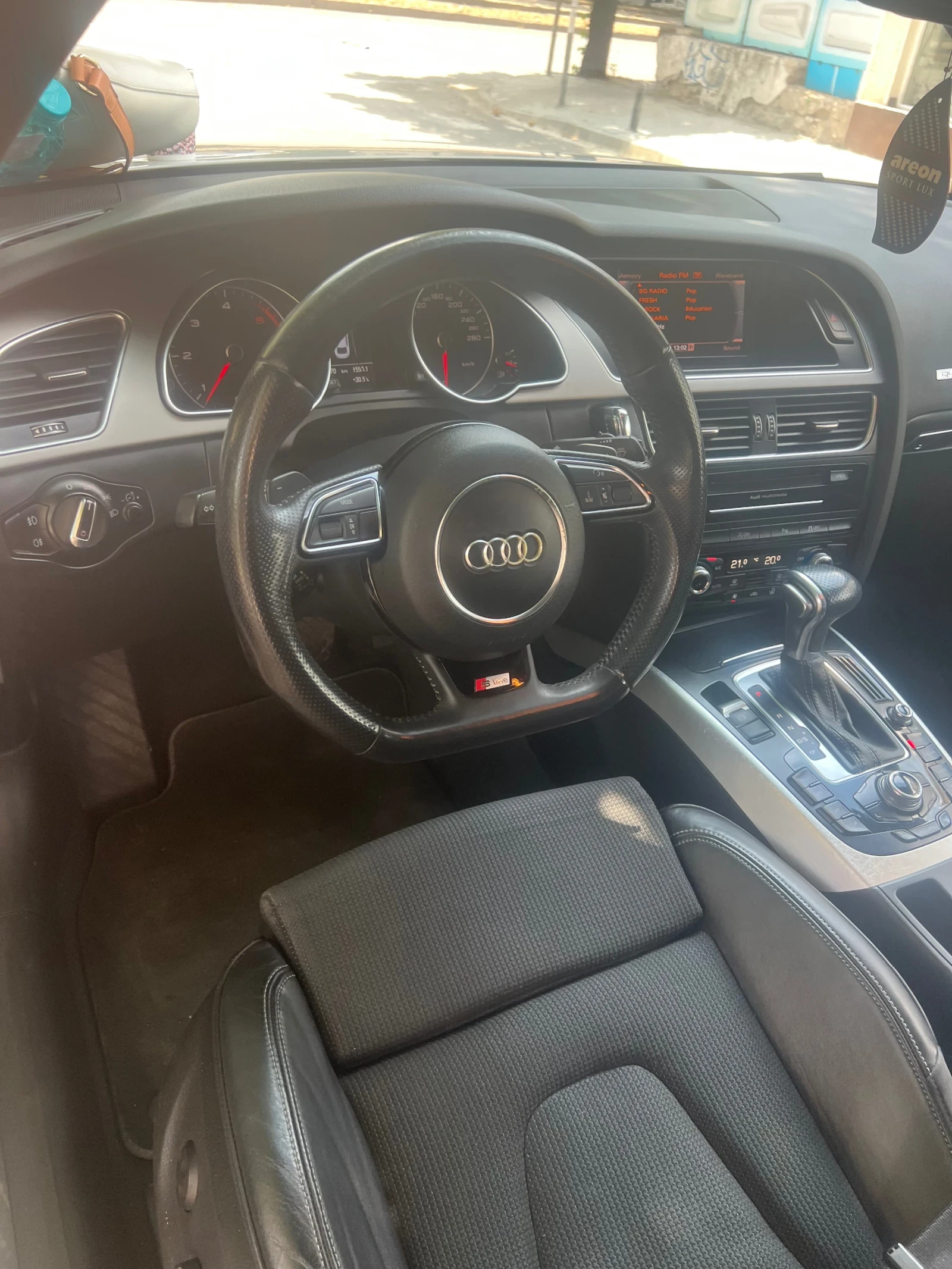 Audi A5 2.0 S-line, снимка 7 - Автомобили и джипове - 55348832