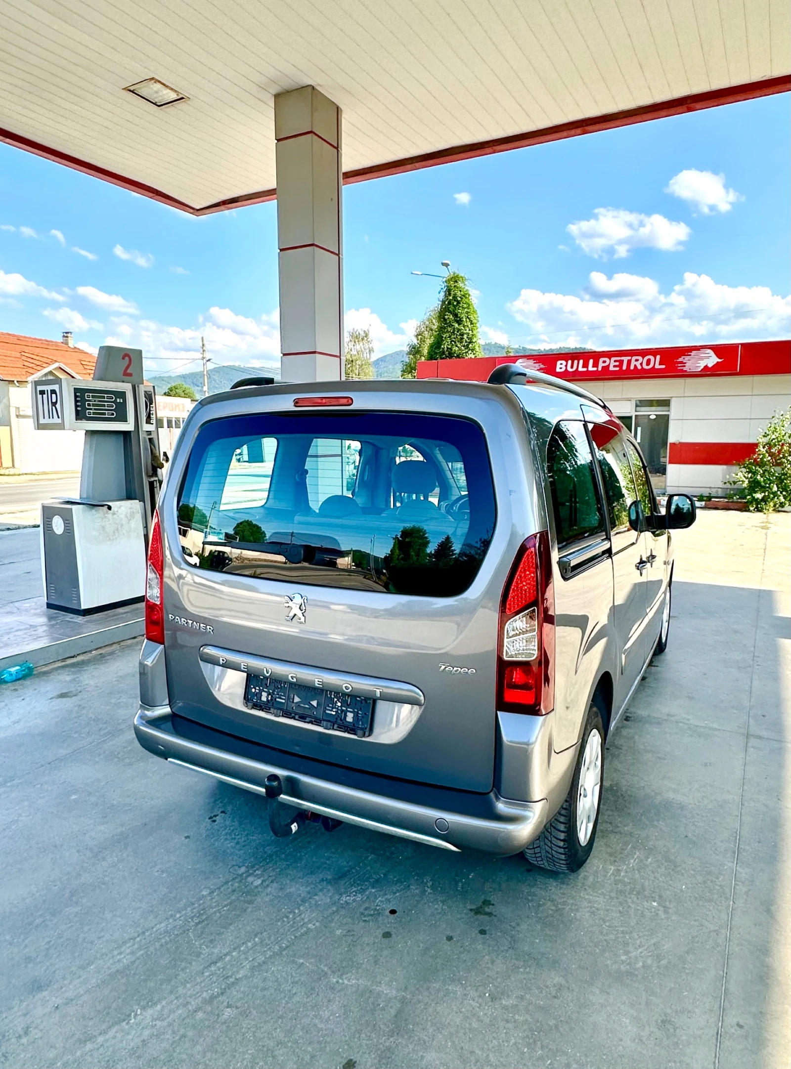 Peugeot Partner 1.6HDI Tepee, снимка 3 - Автомобили и джипове - 55366116