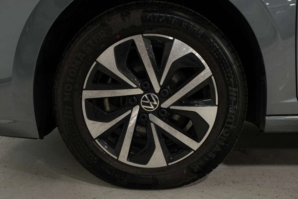 VW Jetta ЛИЗИНГ / ЦЕНА до БГ, снимка 10 - Автомобили и джипове - 55467327