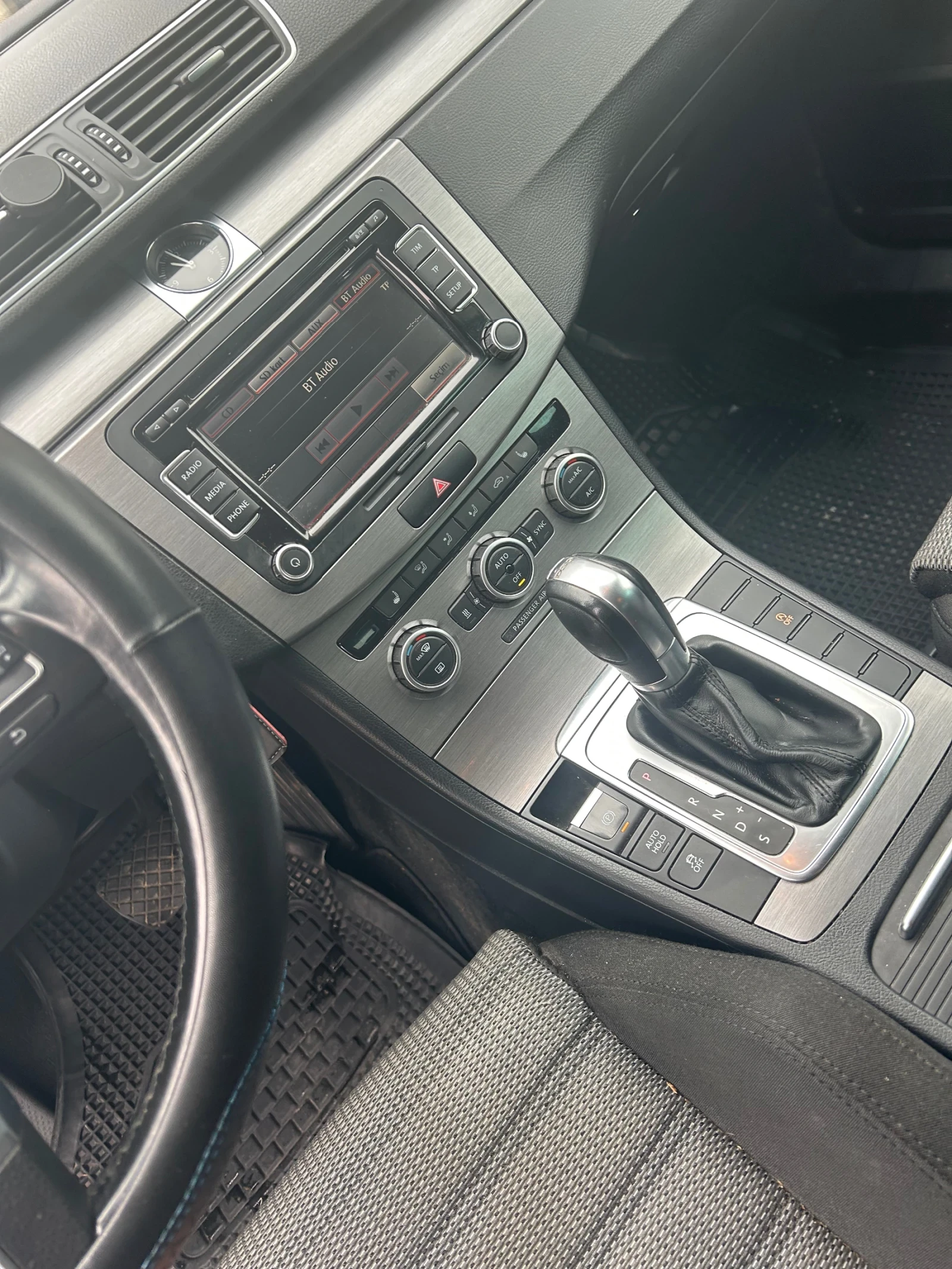 VW Passat, снимка 10 - Автомобили и джипове - 55475784