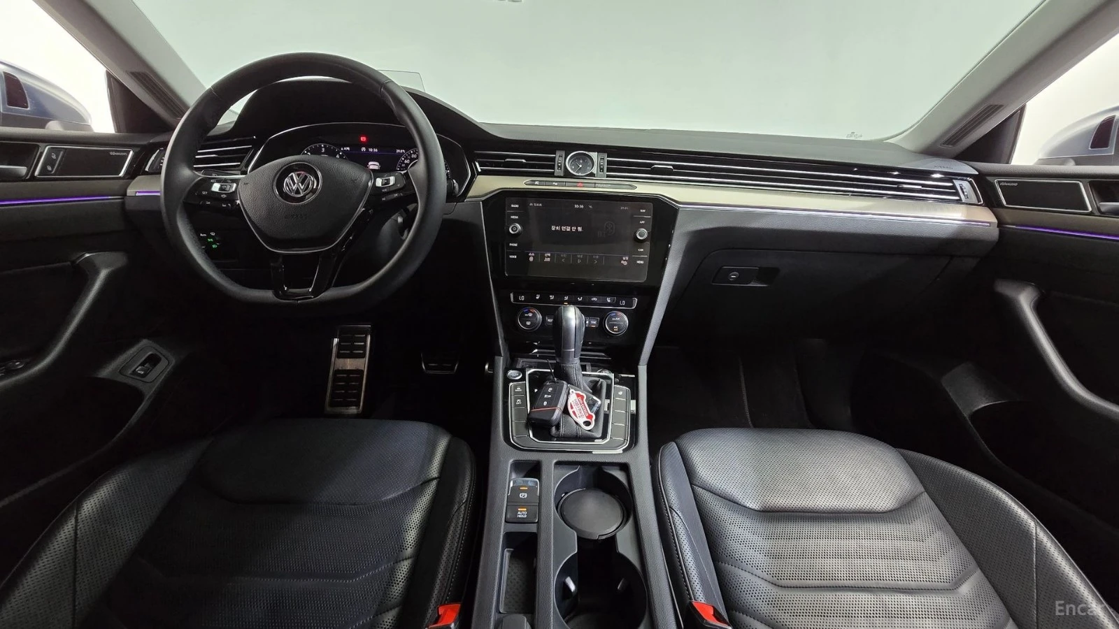 VW Arteon 2.0TDI* PRESTIGE* DISTRONIC* МАСАЖИ* ОБДУХ* 360* , снимка 5 - Автомобили и джипове - 55576173