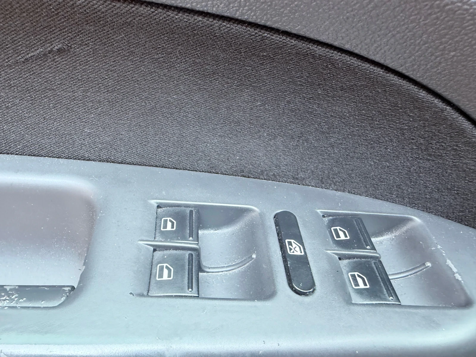 VW Touran, снимка 13 - Автомобили и джипове - 55715663