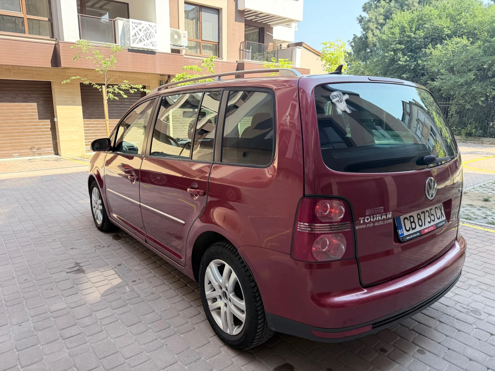 VW Touran, снимка 4 - Автомобили и джипове - 55715663