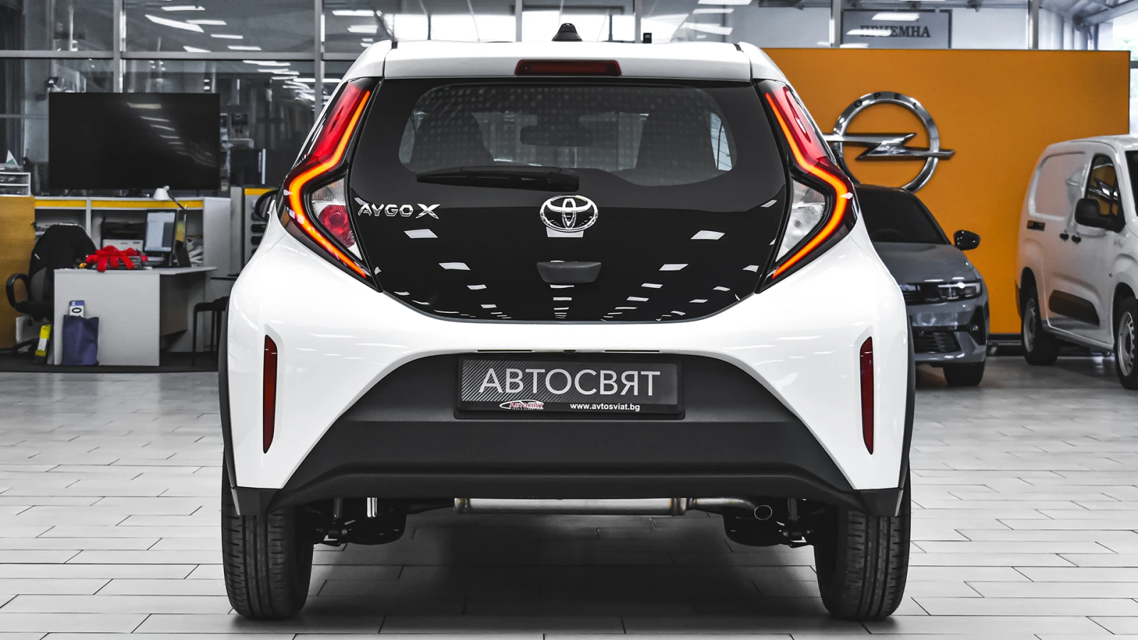 Toyota Aygo X PLAY 1.0 VVT-i, снимка 3 - Автомобили и джипове - 55836501
