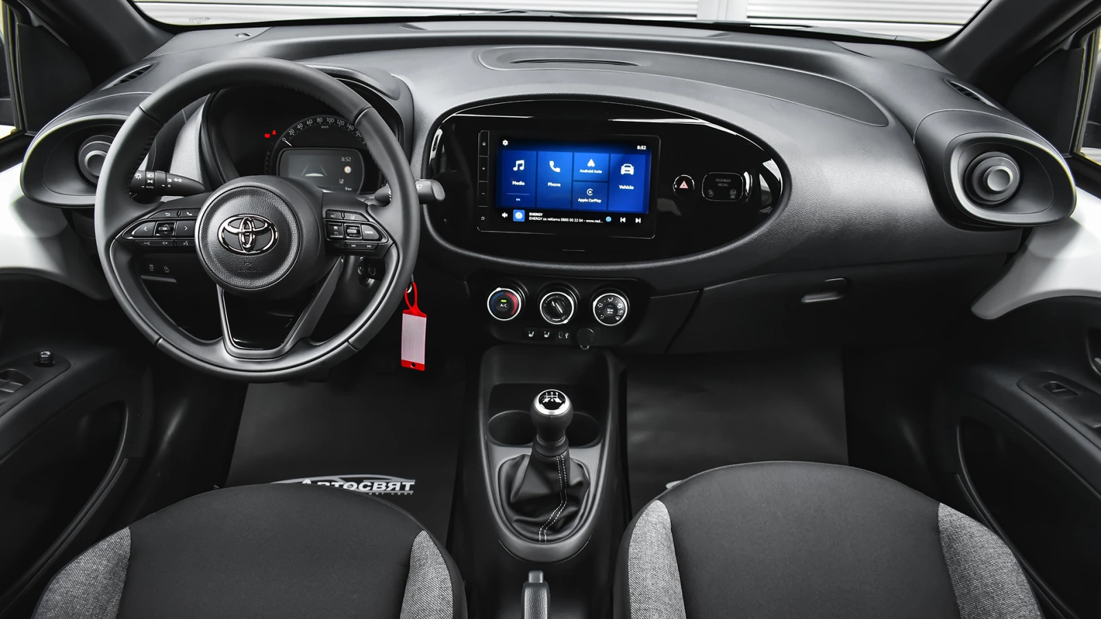 Toyota Aygo X PLAY 1.0 VVT-i, снимка 8 - Автомобили и джипове - 55836501