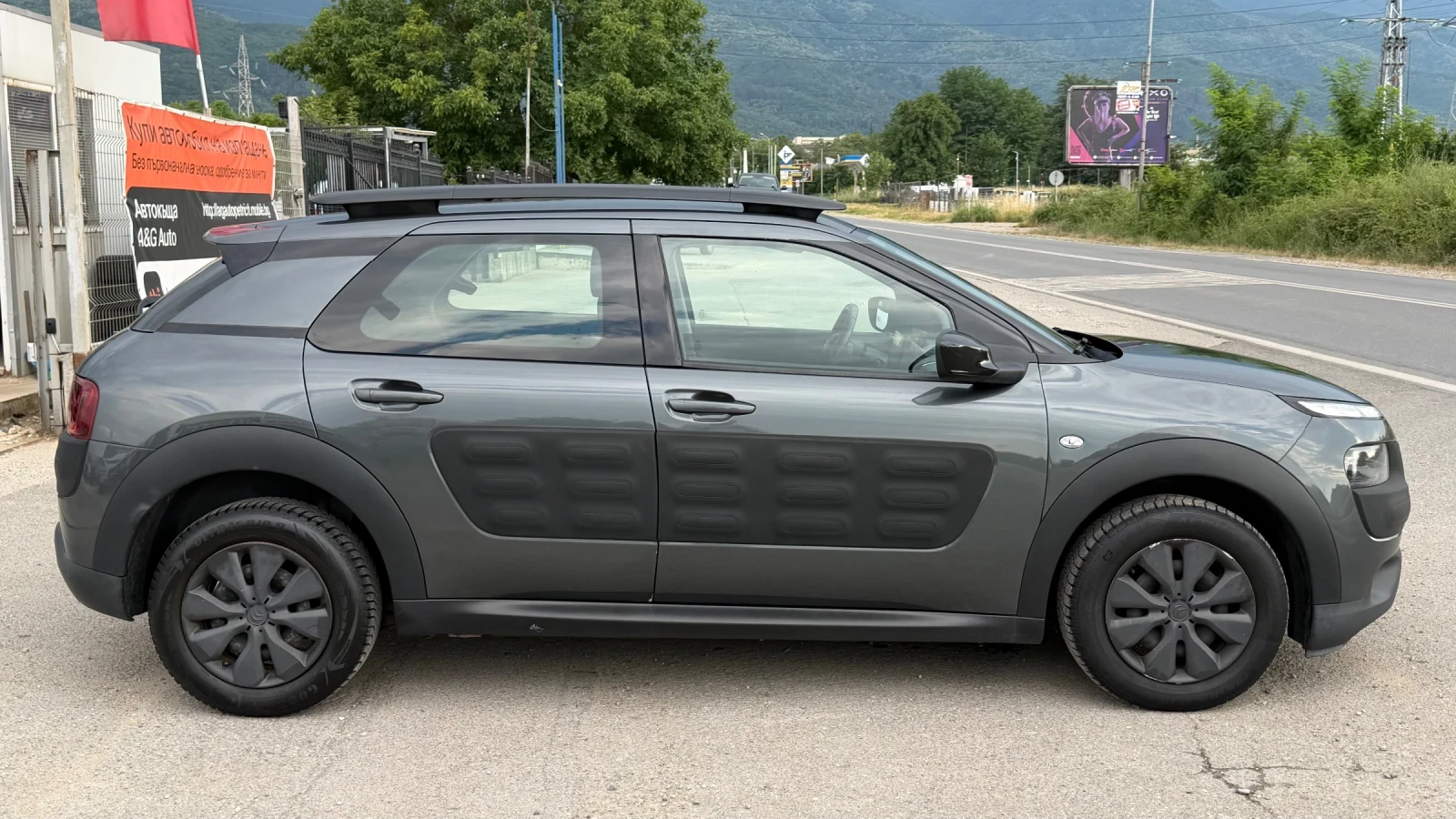 Citroen C4 Cactus 1.6HDI EURO6, снимка 13 - Автомобили и джипове - 55867854