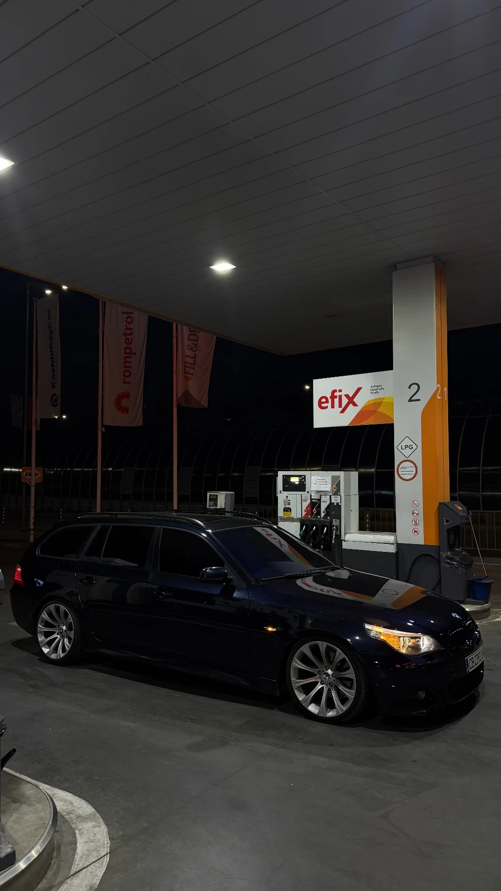 BMW 530 E60, снимка 4 - Автомобили и джипове - 55936265