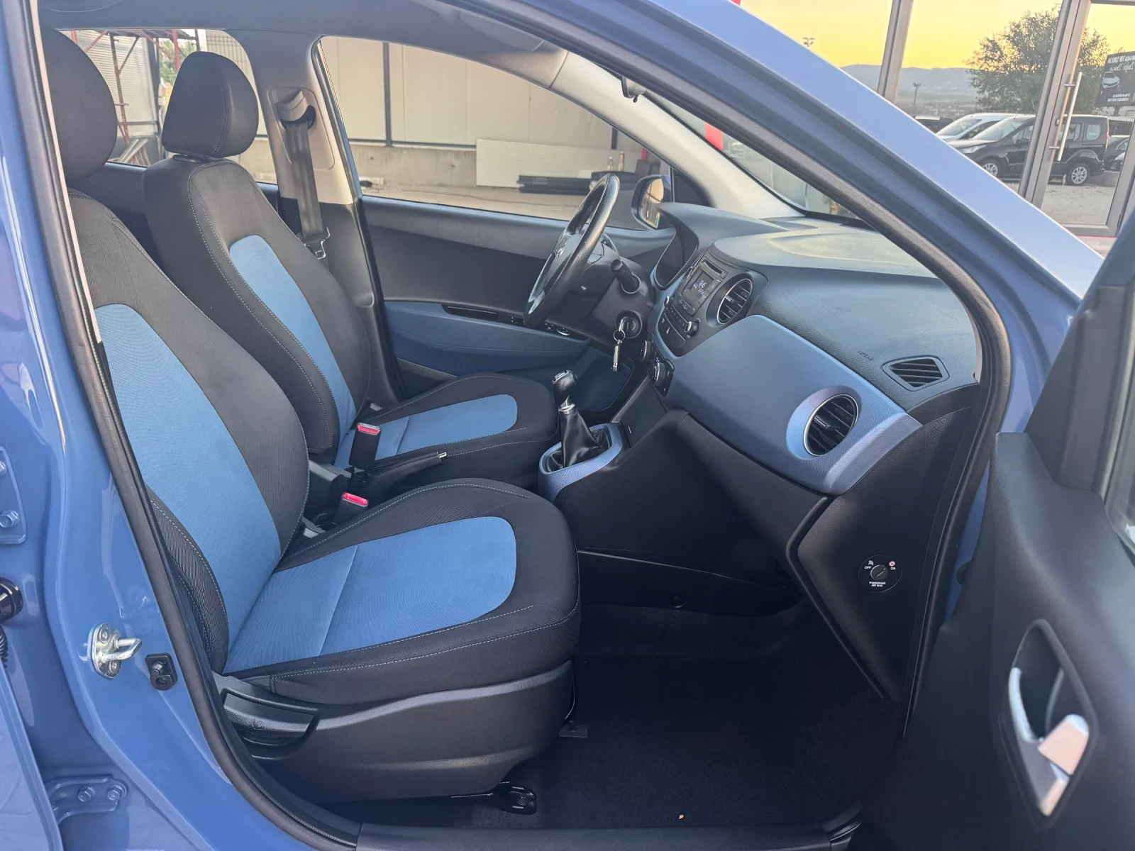 Hyundai I10 1.0i YES! EURO-6, снимка 12 - Автомобили и джипове - 55993898
