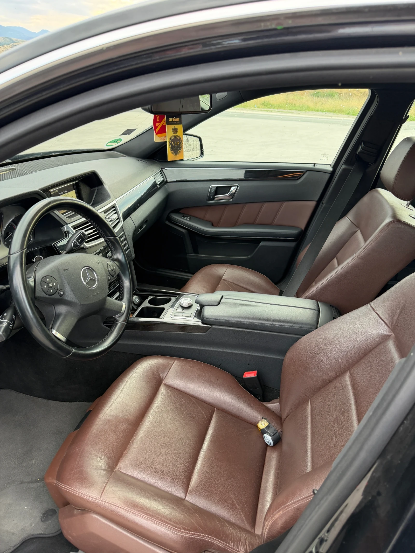 Mercedes-Benz E 350, снимка 8 - Автомобили и джипове - 56135044