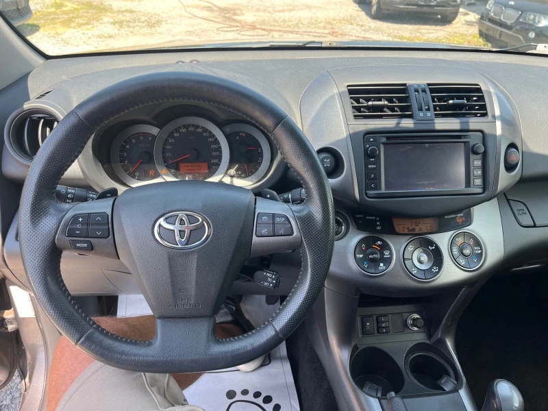 Toyota Rav4 2.2d4d 150 автоматик, снимка 11 - Автомобили и джипове - 46651878