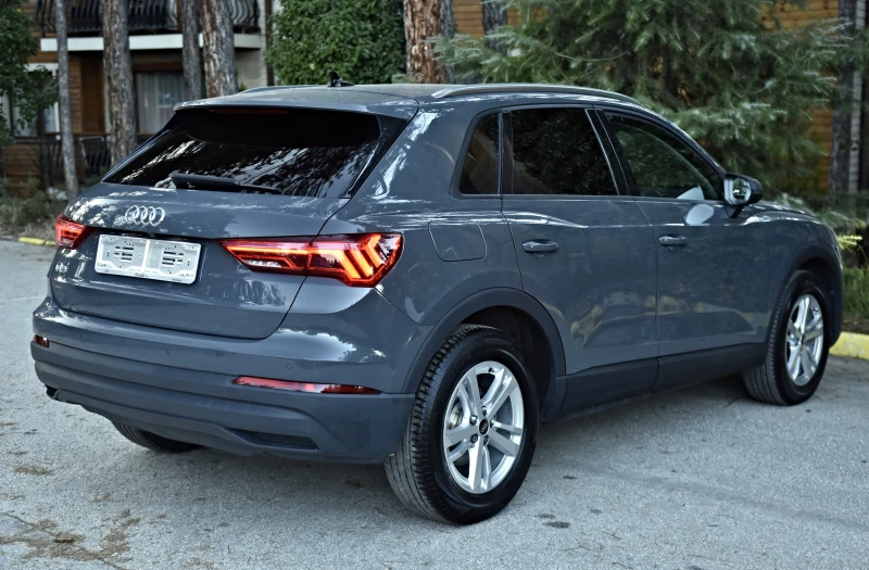 Audi Q3 NAVI//KAMERA//DIGITAL///150 ho, снимка 4 - Автомобили и джипове - 52863611