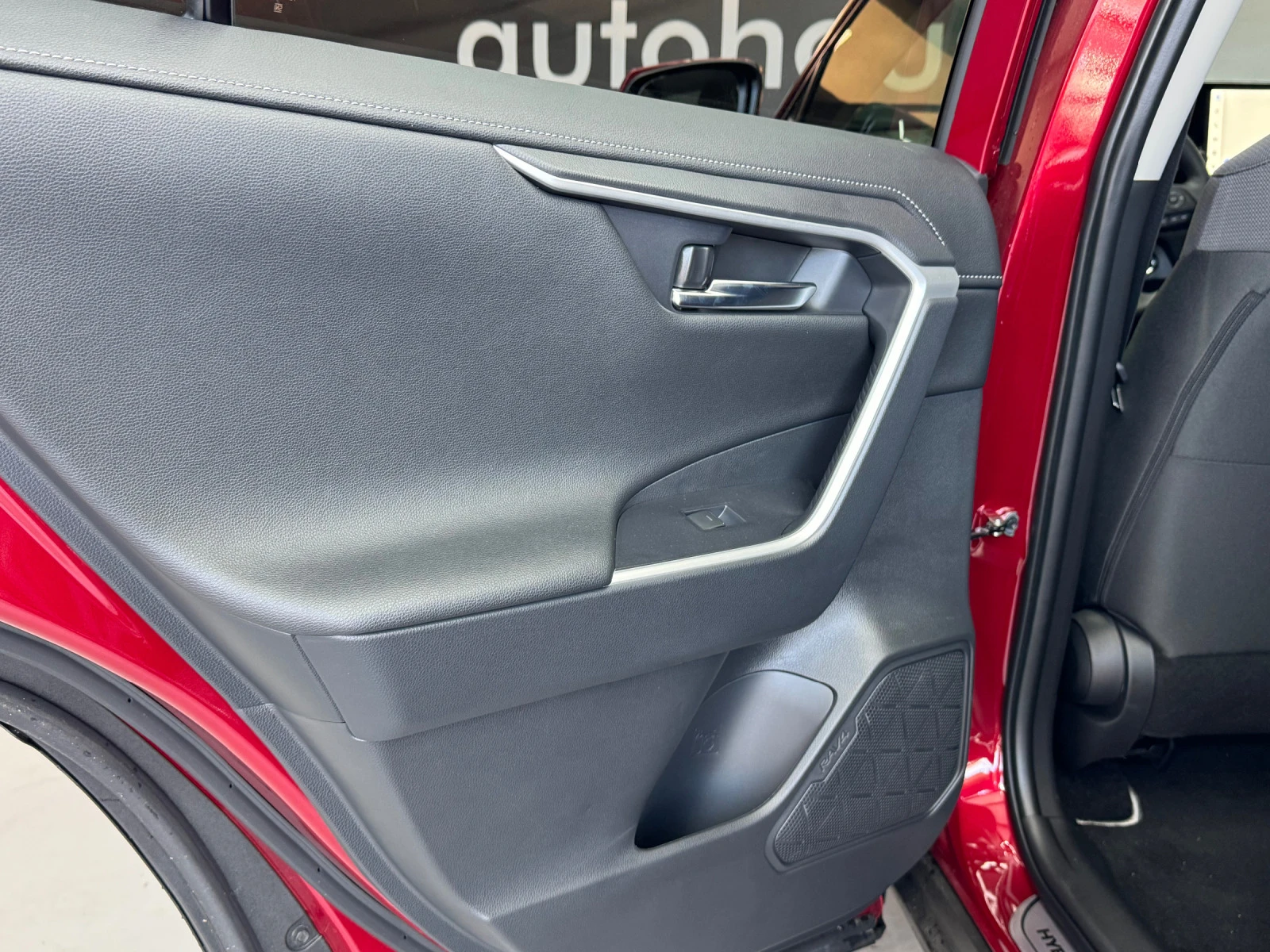 Toyota Rav4 * 2.5* 4X4*  D* HYBRID* NAVI* CARPLAY* LED* CA | Mobile.bg   16