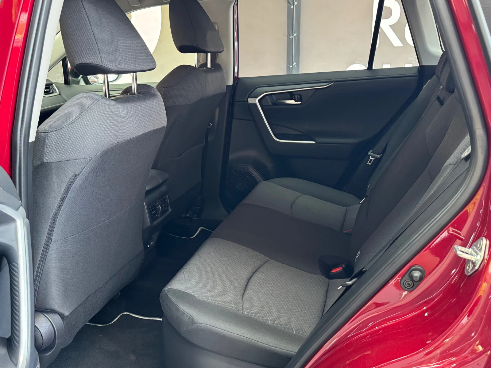 Toyota Rav4 * 2.5* 4X4*  D* HYBRID* NAVI* CARPLAY* LED* CA | Mobile.bg   17