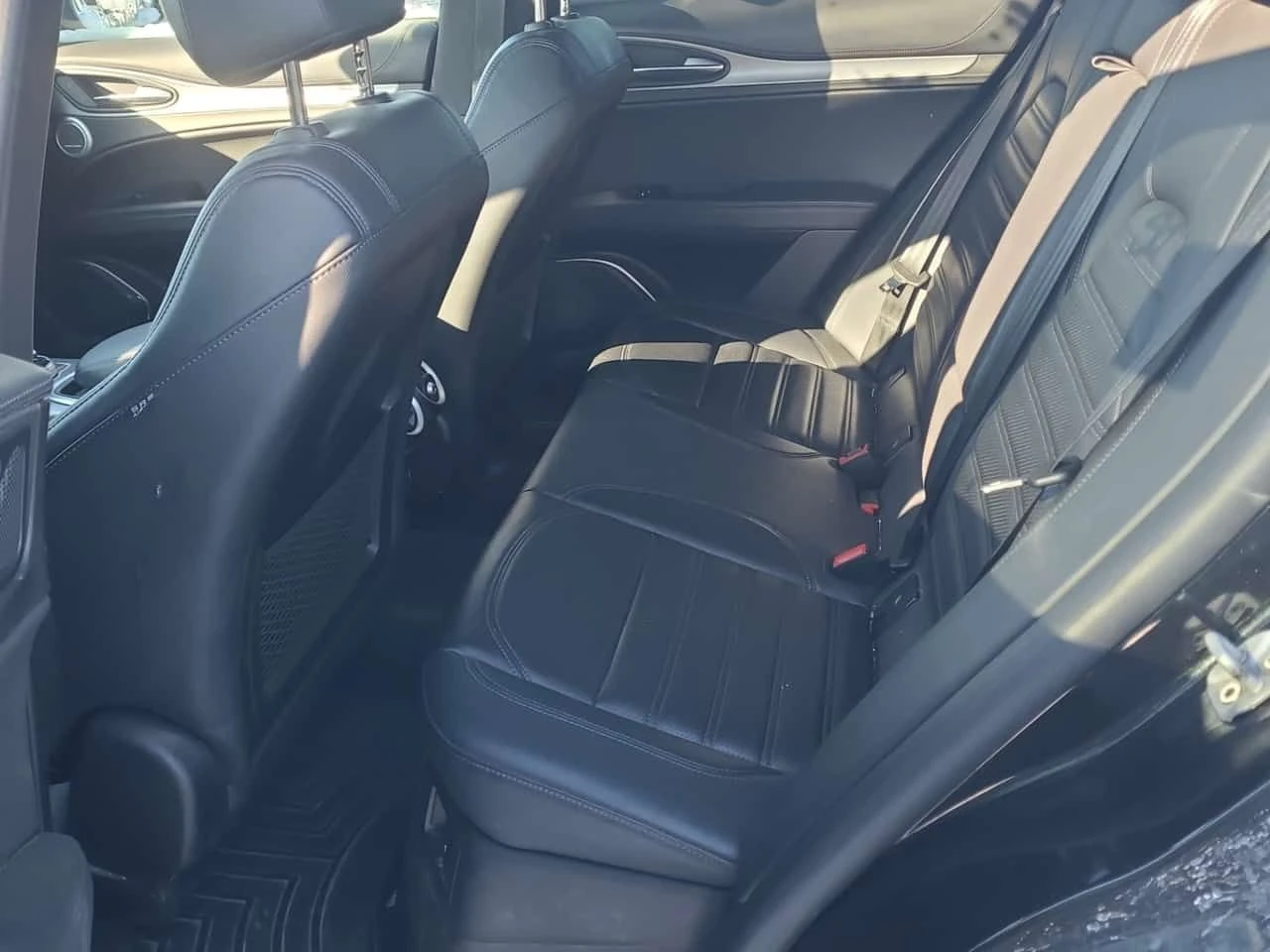 Alfa Romeo Stelvio * VELOCE * 2 �����* ������ �����* KEYLESS* PANO | Mobile.bg � ����������� 13