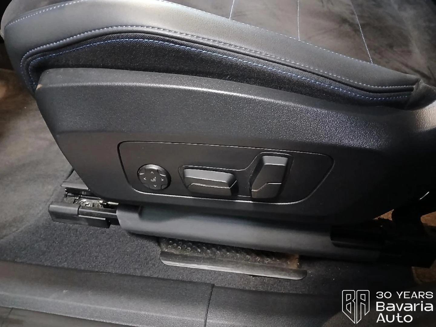 BMW X2 20d xDrive M Sport Paket, снимка 14 - Автомобили и джипове - 53813761