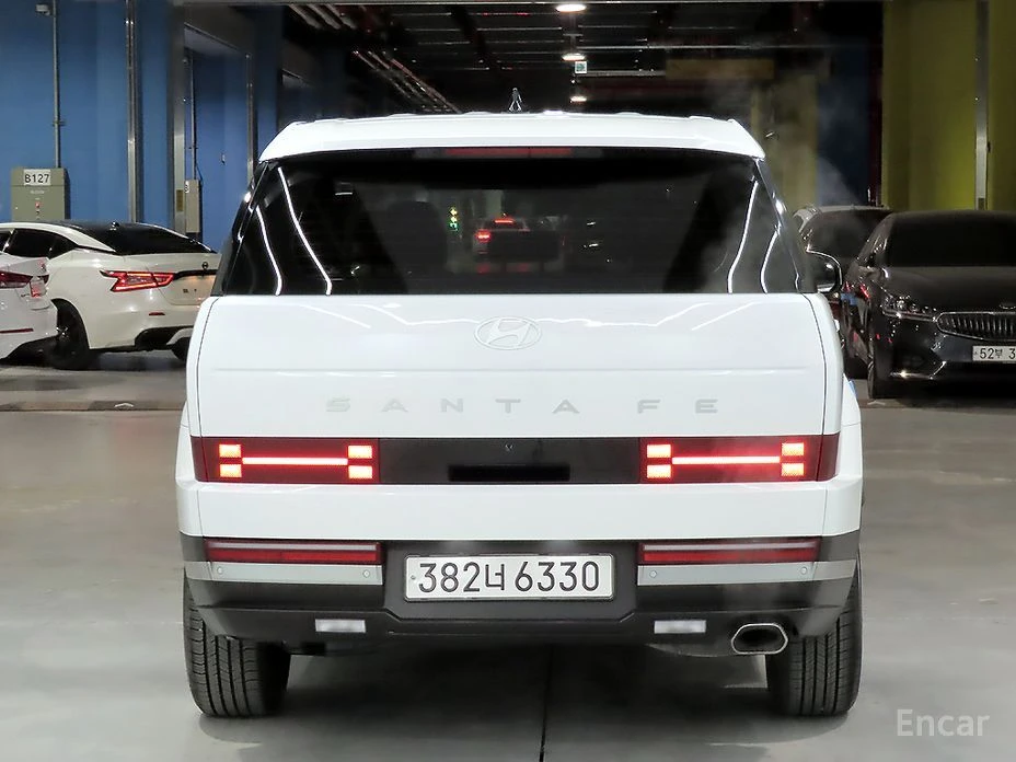 Hyundai Santa fe * ОБДУХВАНЕ* KEYLESS* LANE* ASSIST* КАМЕРИ* 360* , снимка 4 - Автомобили и джипове - 54085312