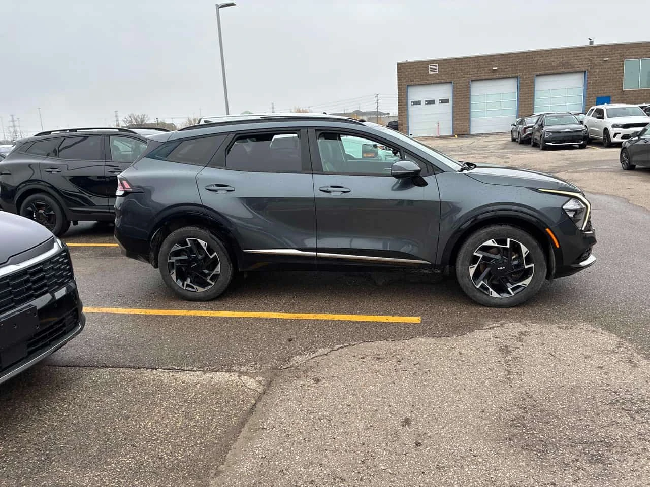 Kia Sportage * EX * ОБДУХВАНЕ* ПАНОРАМА* ПОДГРЕВИ* , снимка 3 - Автомобили и джипове - 54210297