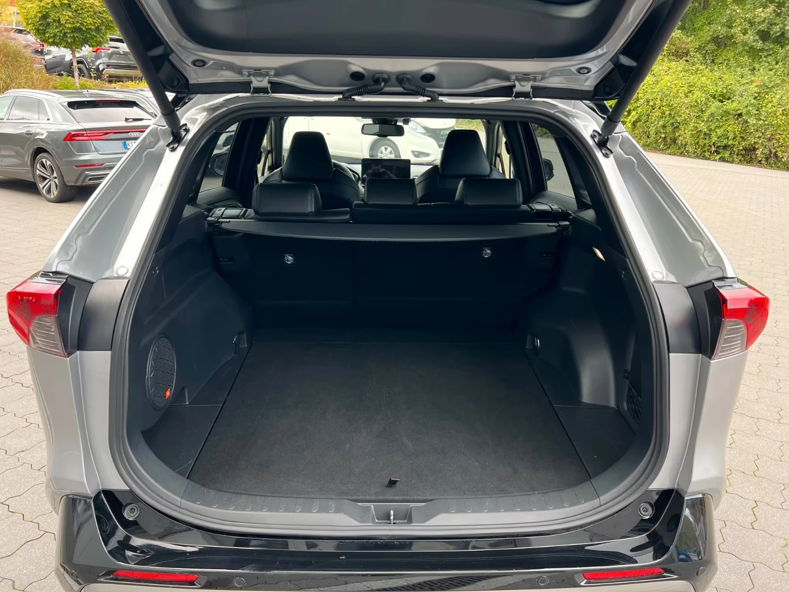 Toyota Rav4 2.5 Hybrid 4x2 Style 360 JBL ���� | Mobile.bg � ����������� 16