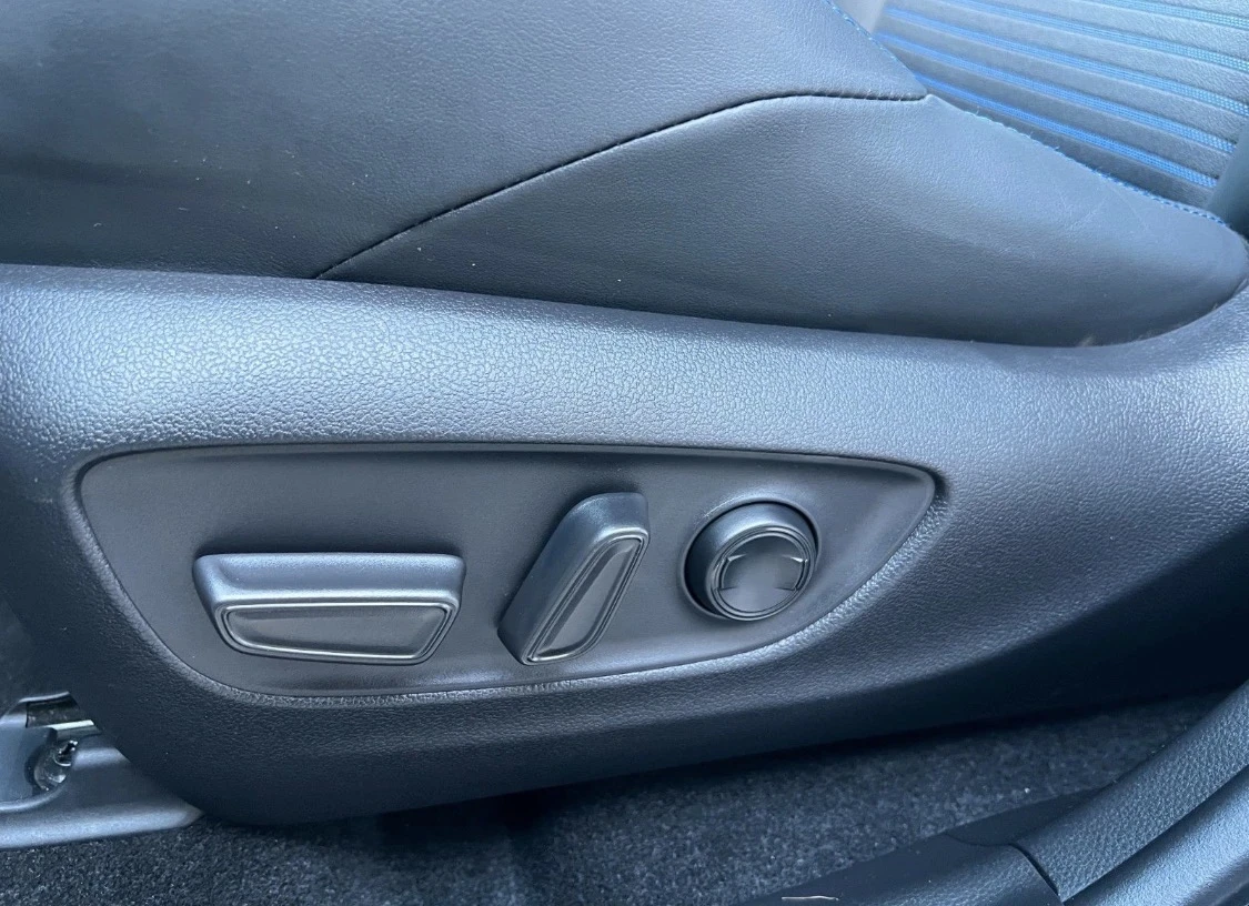 Toyota Rav4 2.5 Hybrid 4x2 Style 360 JBL Кожа, снимка 12 - Автомобили и джипове - 54545390