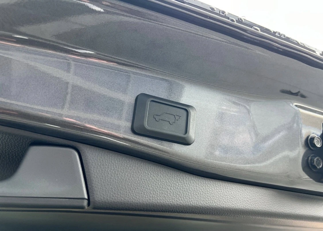 Toyota Rav4 2.5 Hybrid 4x2 Style 360 JBL Кожа, снимка 15 - Автомобили и джипове - 54545390