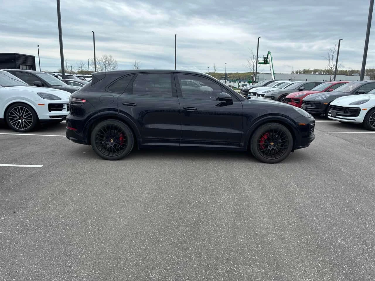 Porsche Cayenne GTS/ОБДУХВАНЕ/ПАНОРАМА/ДИСТРОНИК/360/ОТ PORSCHE, снимка 4 - Автомобили и джипове - 54601721