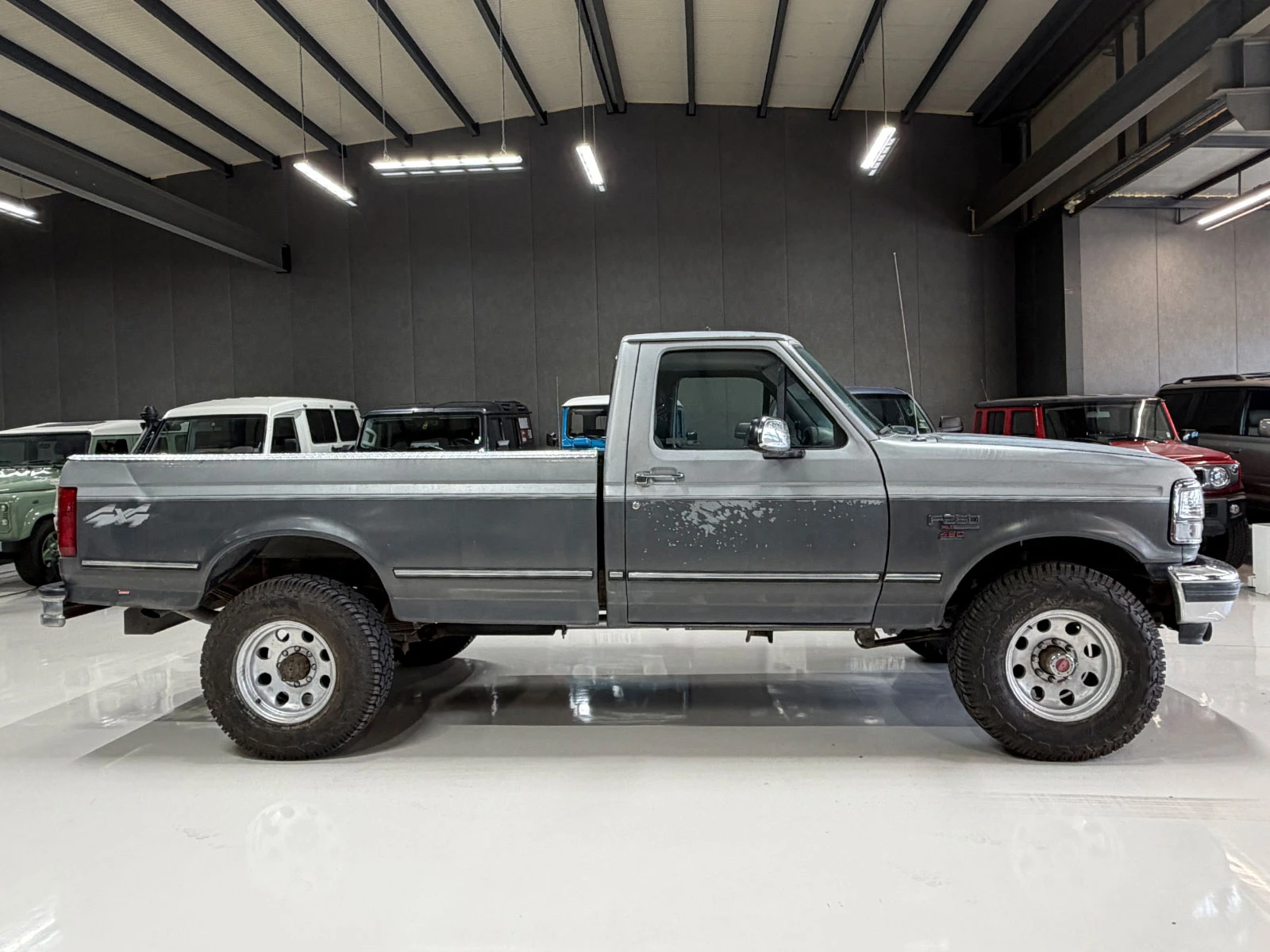 Ford F250 7, 5 4х4, снимка 9 - Автомобили и джипове - 54915952