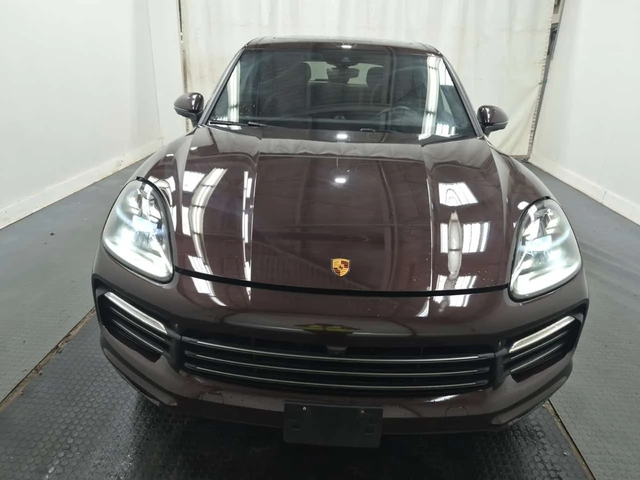Porsche Cayenne * ПОДГРЕВ / ОБДУХВАНЕ / 360 / ПРЕДСТАВИТЕЛСТВО, снимка 2 - Автомобили и джипове - 54991984