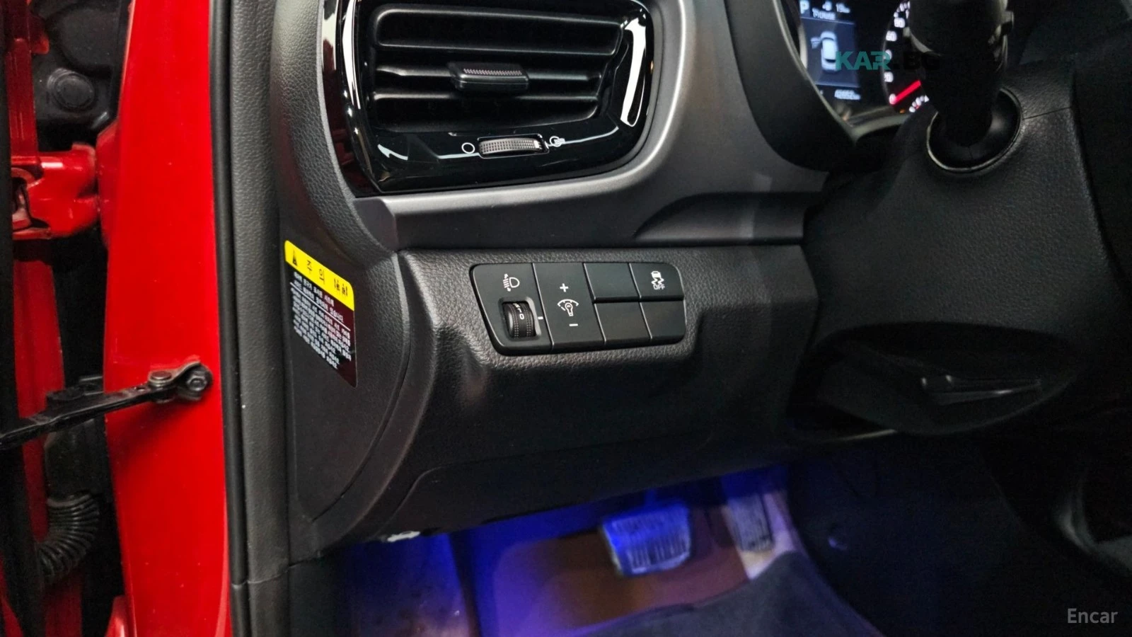 Kia Stonic * 1.4* КОЖА* ПОДГРЕВ* КАМЕРА* NAVI* LED* , снимка 16 - Автомобили и джипове - 55264289