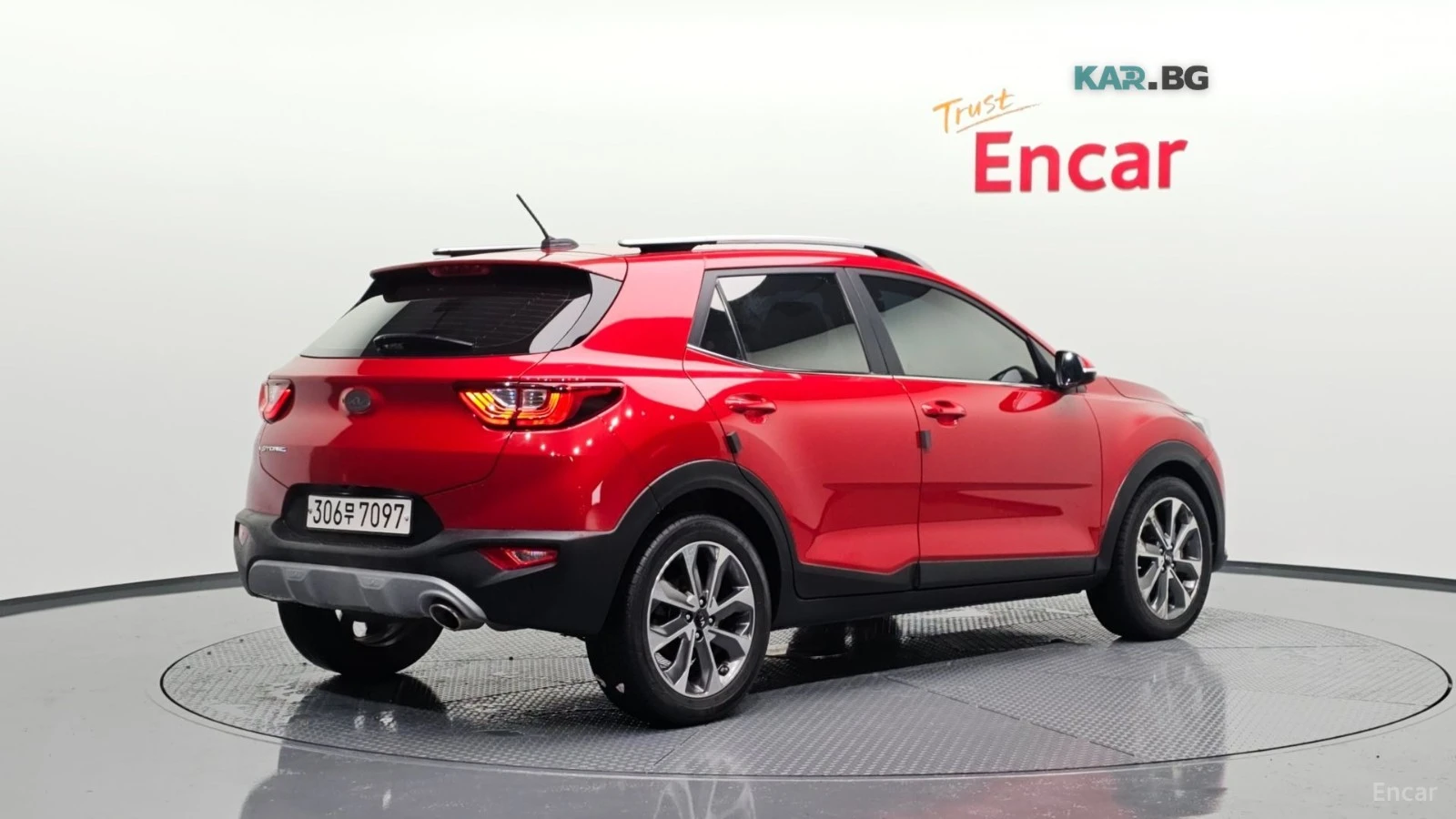 Kia Stonic * 1.4* КОЖА* ПОДГРЕВ* КАМЕРА* NAVI* LED* , снимка 2 - Автомобили и джипове - 55264289