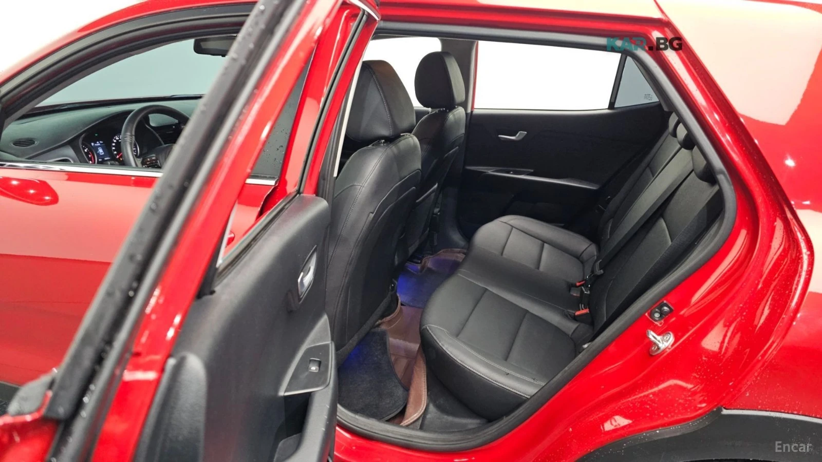 Kia Stonic * 1.4* КОЖА* ПОДГРЕВ* КАМЕРА* NAVI* LED* , снимка 12 - Автомобили и джипове - 55264289