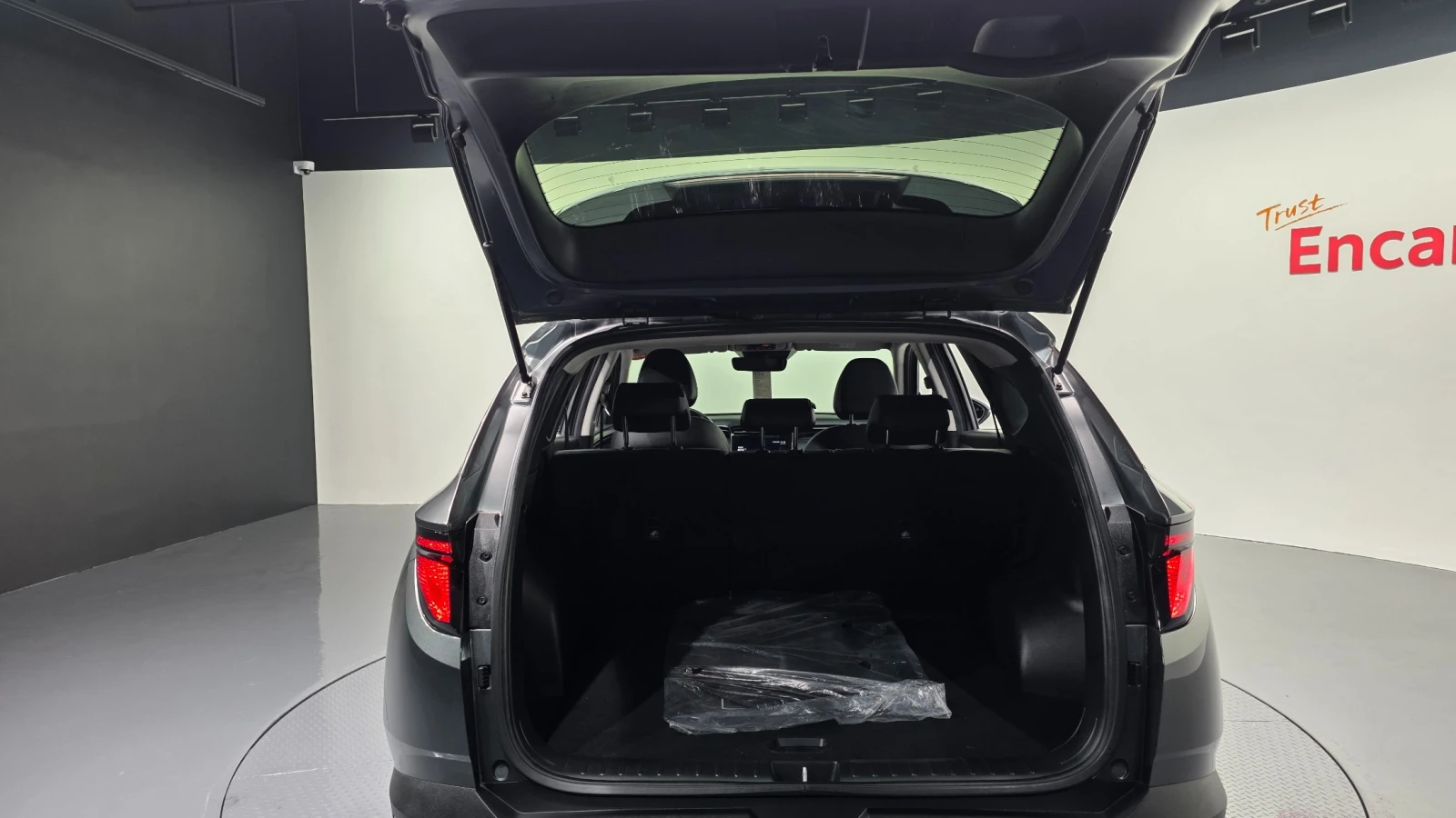 Hyundai Tucson 1.6 Turbo 2WD Premium, снимка 16 - Автомобили и джипове - 55753490