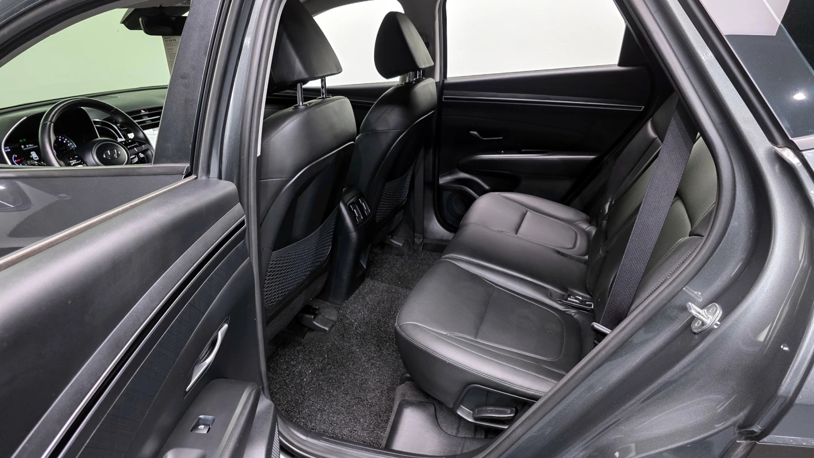 Hyundai Tucson 1.6 Turbo 2WD Premium, снимка 12 - Автомобили и джипове - 55753490