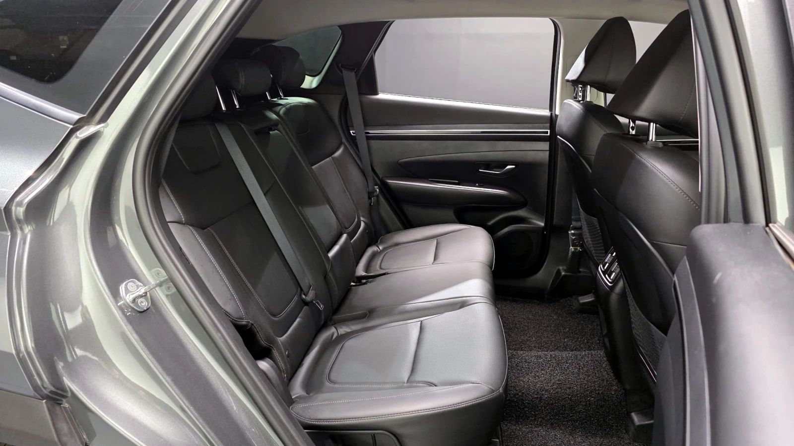 Hyundai Tucson 1.6 Turbo 2WD Premium, снимка 10 - Автомобили и джипове - 55753490