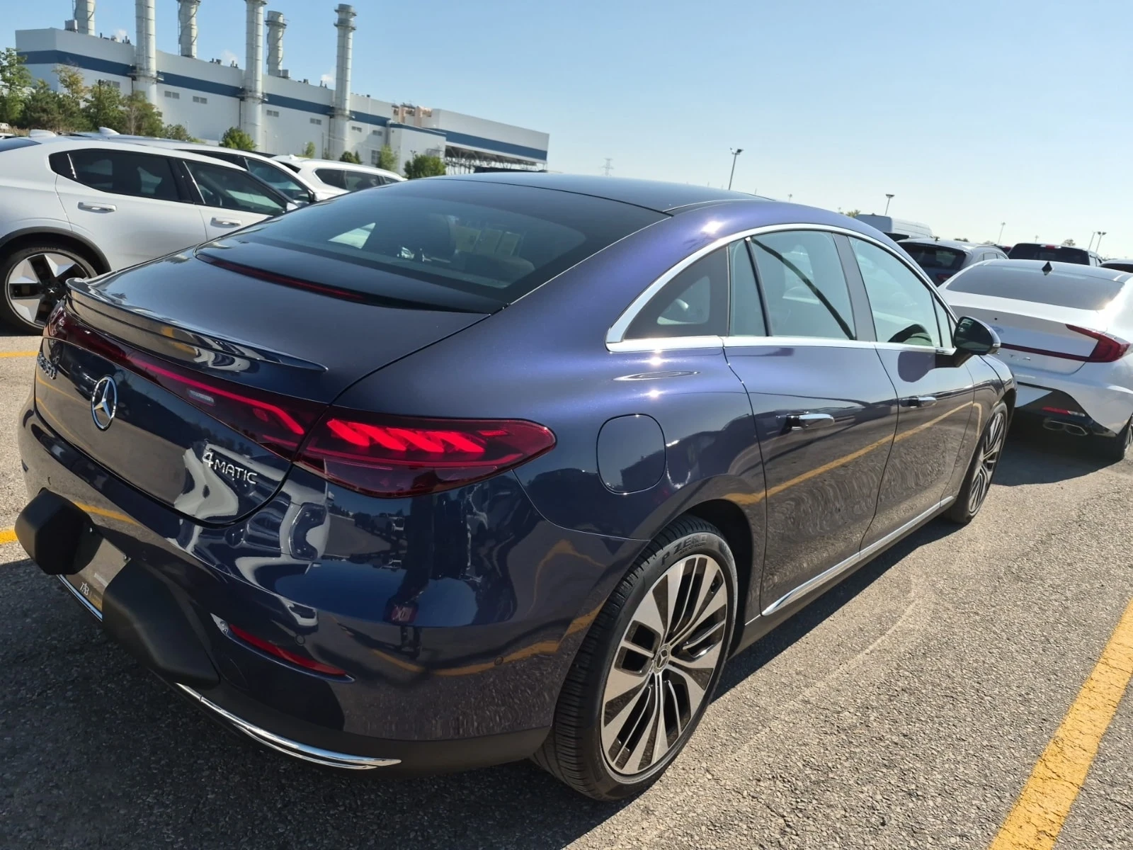 Mercedes-Benz EQE * 350 * АВТОКРЕДИТ БЕЗ ПЪРВОНАЧАЛНА ВНОСКА* , снимка 3 - Автомобили и джипове - 56053894