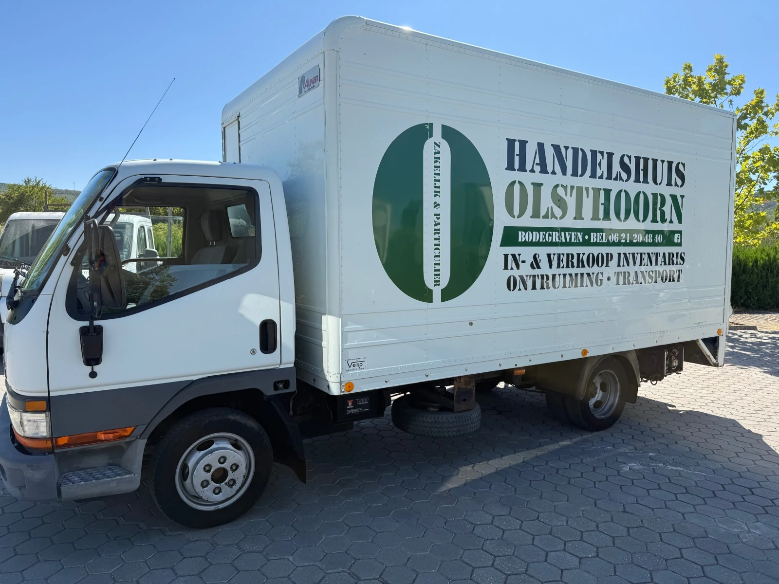 Mitsubishi Canter 2.8 - изображение 4
